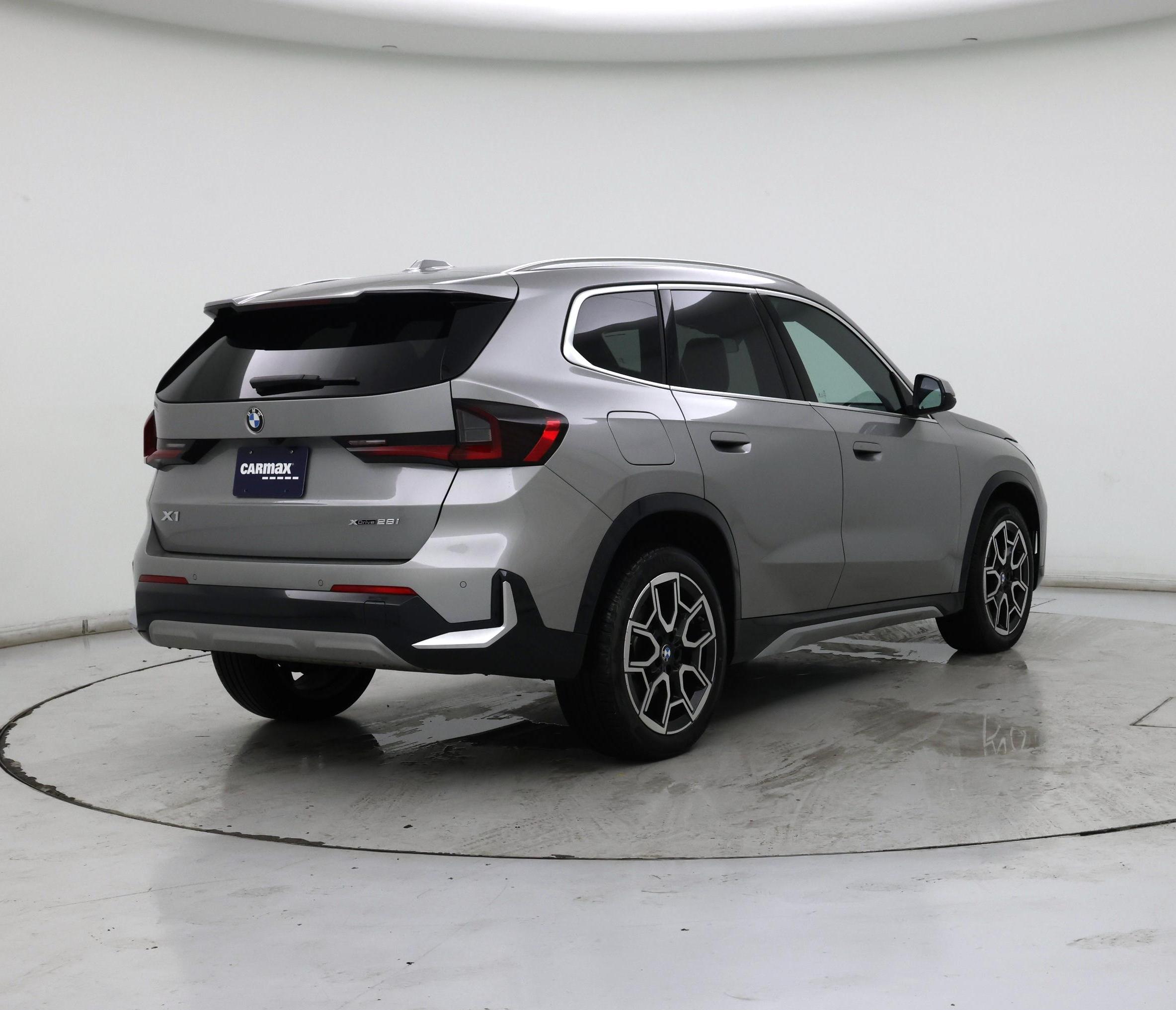 Thumbnail: 2025 BMW X1 - 8