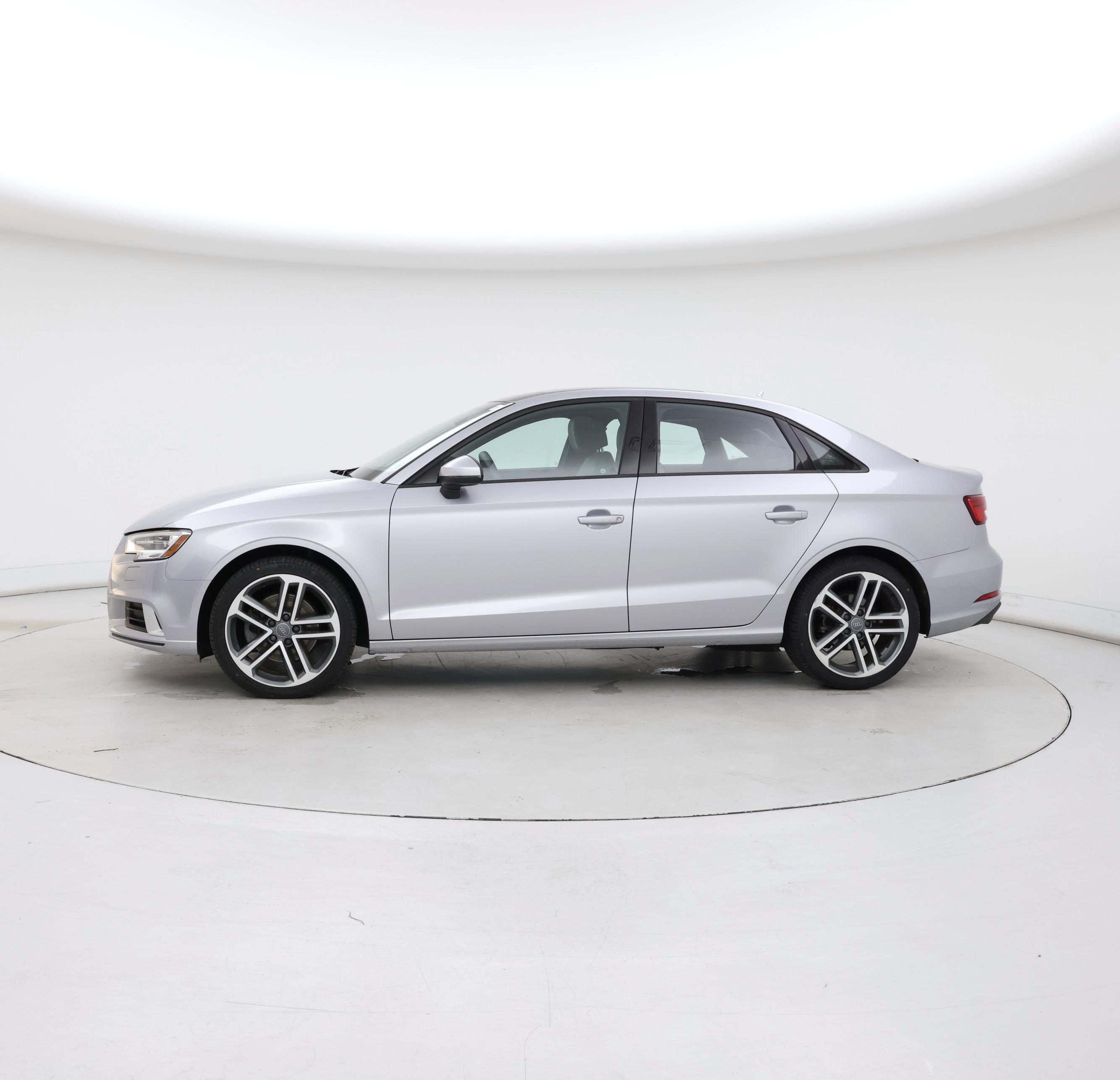 Thumbnail: 2018 Audi A3 - 3