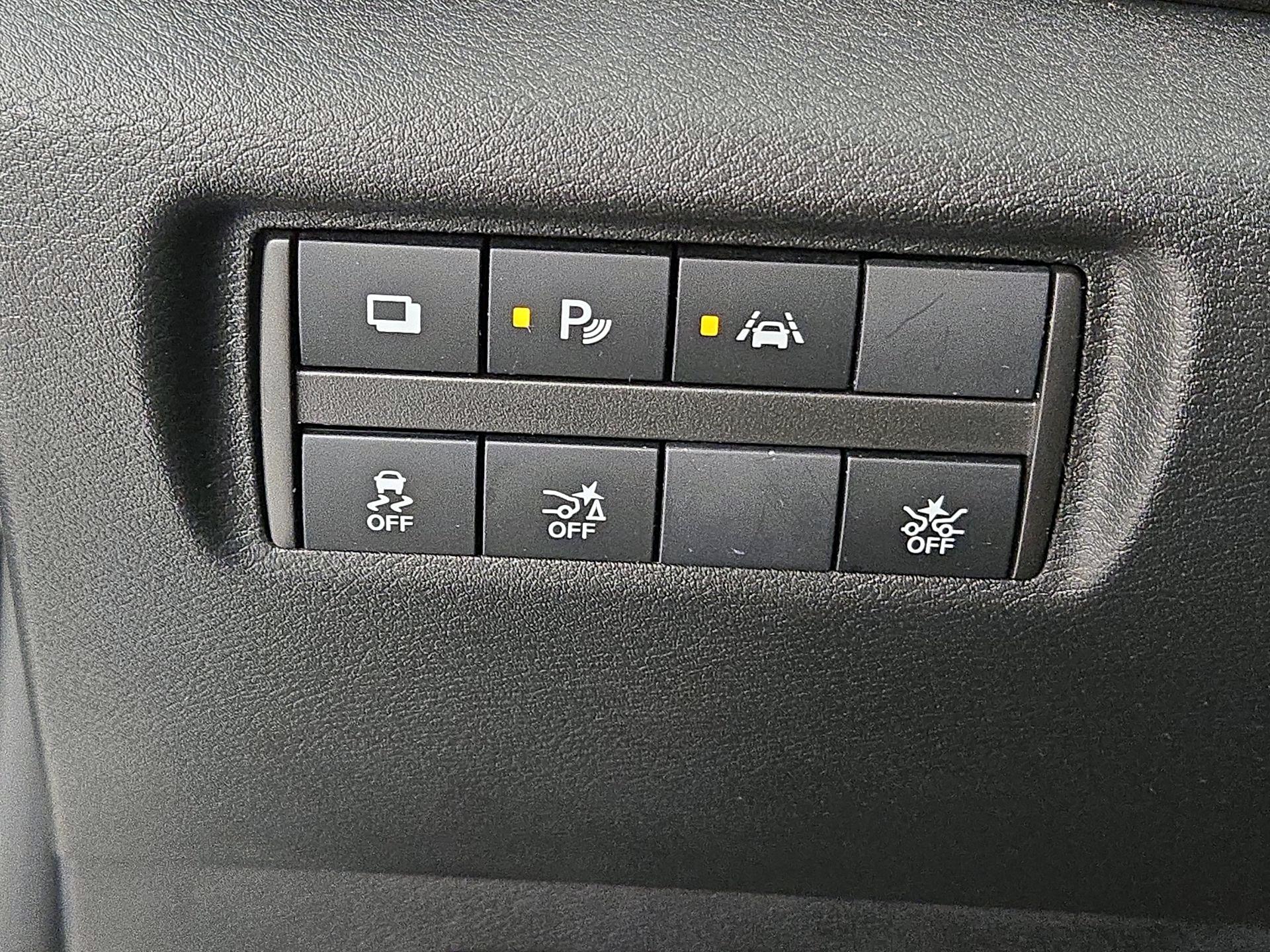 Thumbnail: 2020 Nissan Versa - 13