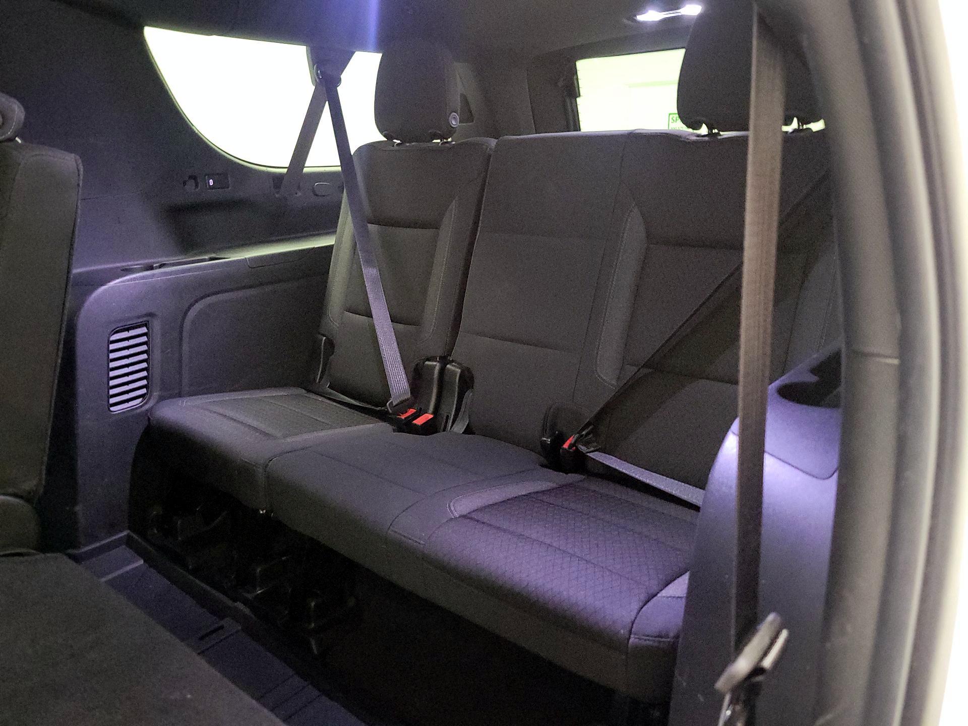 Thumbnail: 2021 Chevrolet Suburban - 20