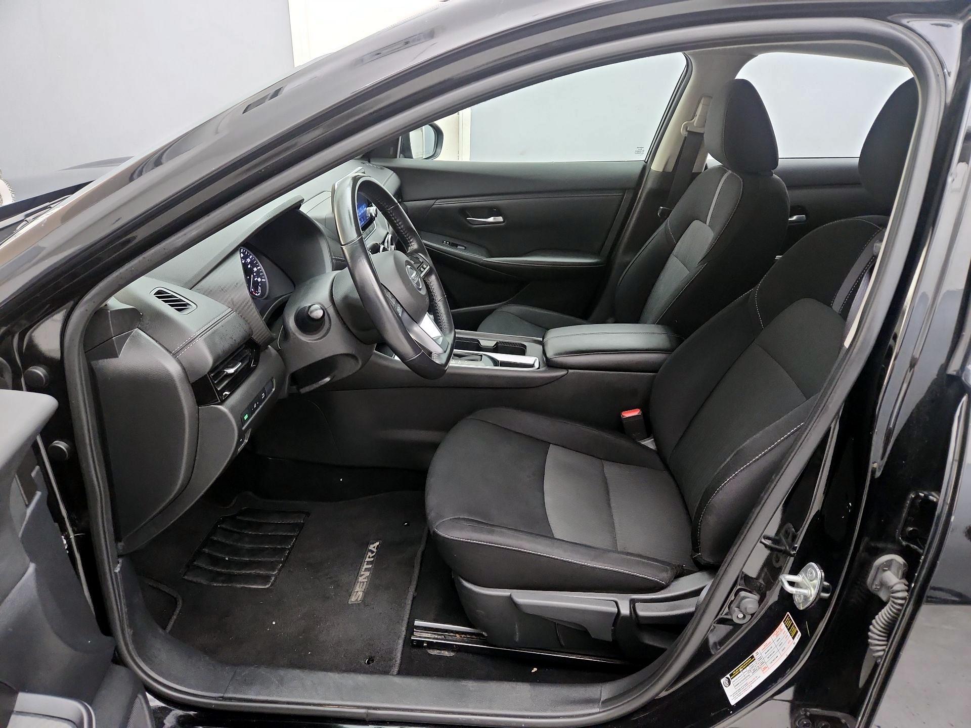 Thumbnail: 2021 Nissan Sentra - 11