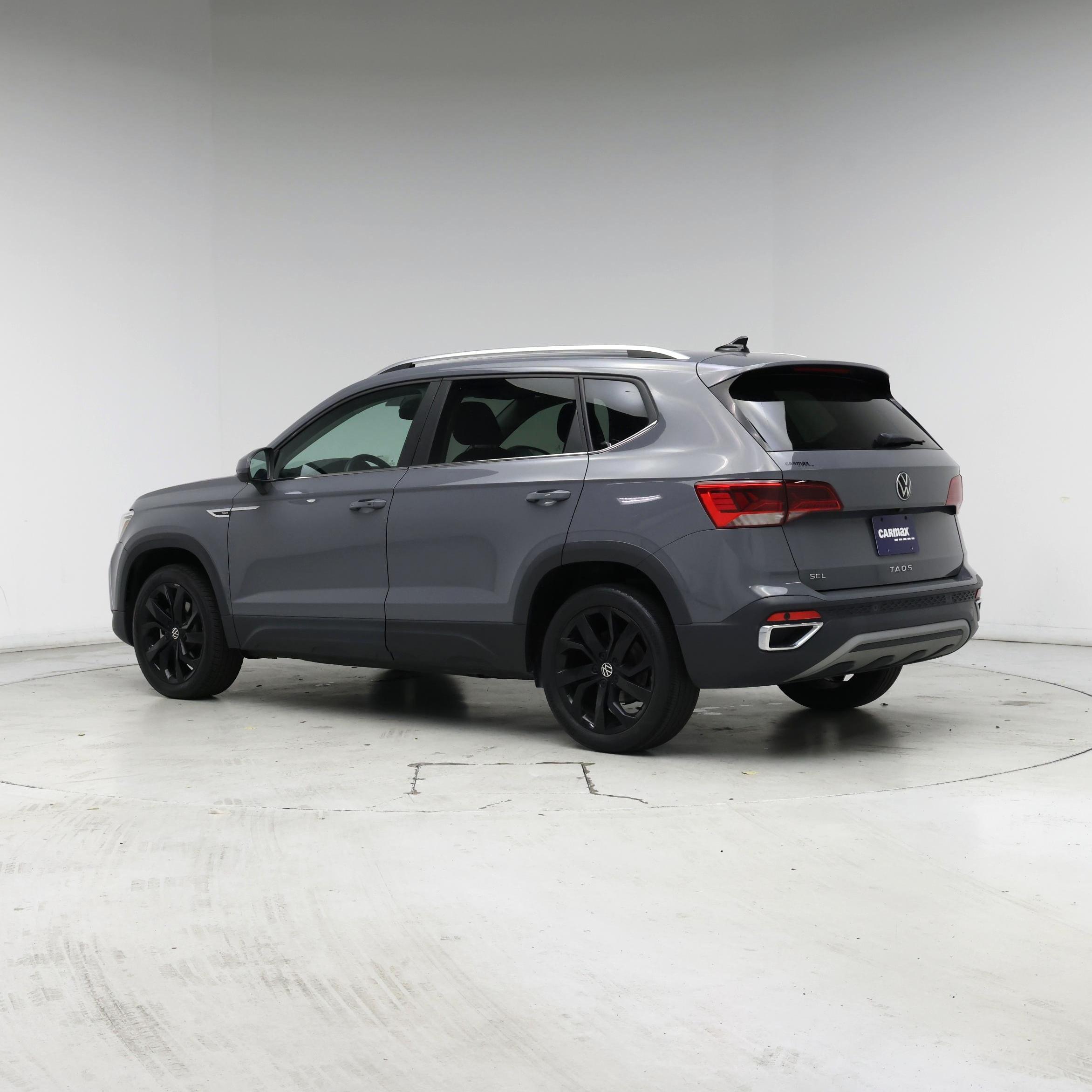 Thumbnail: 2022 Volkswagen Taos - 2