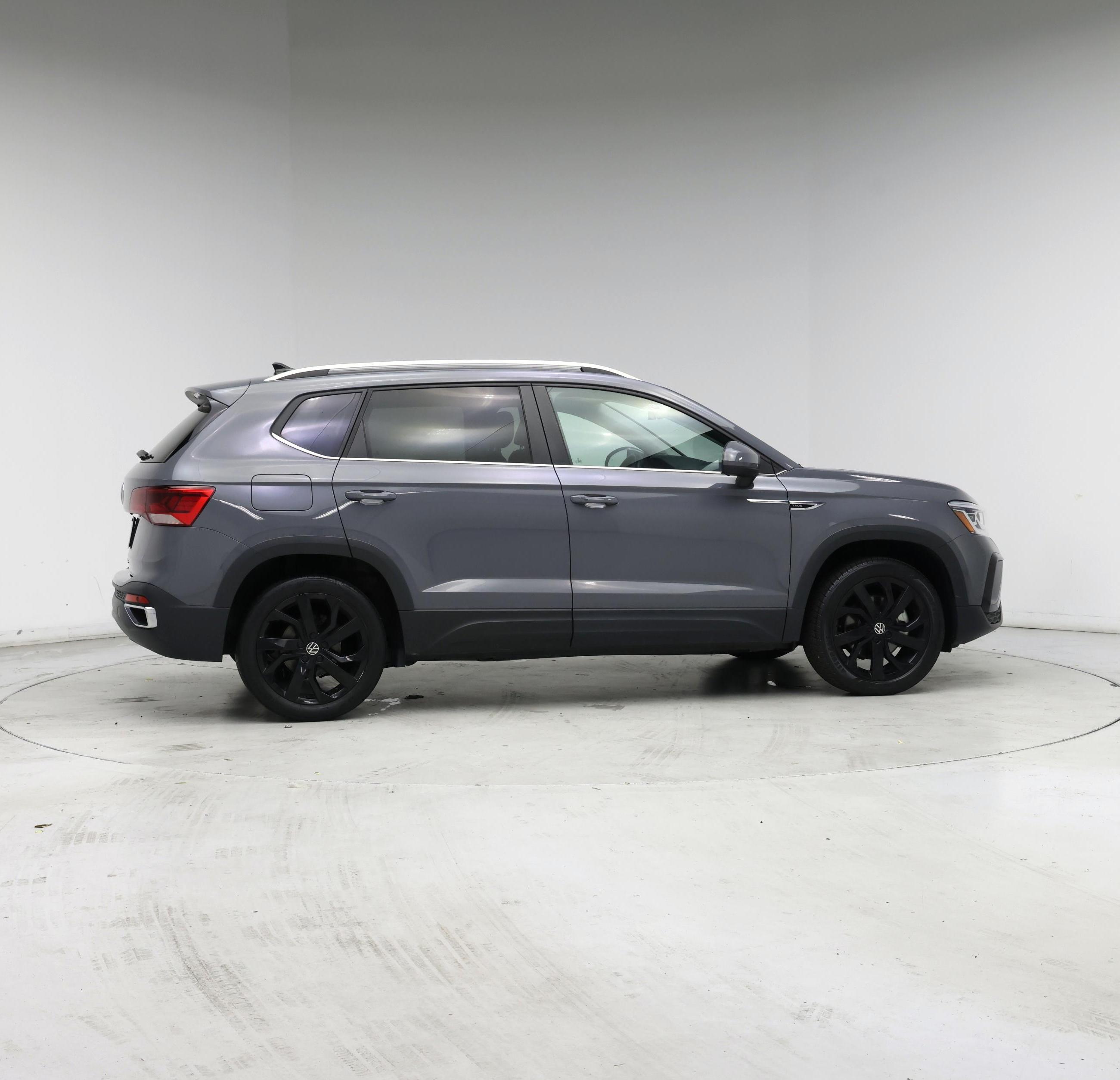 Thumbnail: 2022 Volkswagen Taos - 7
