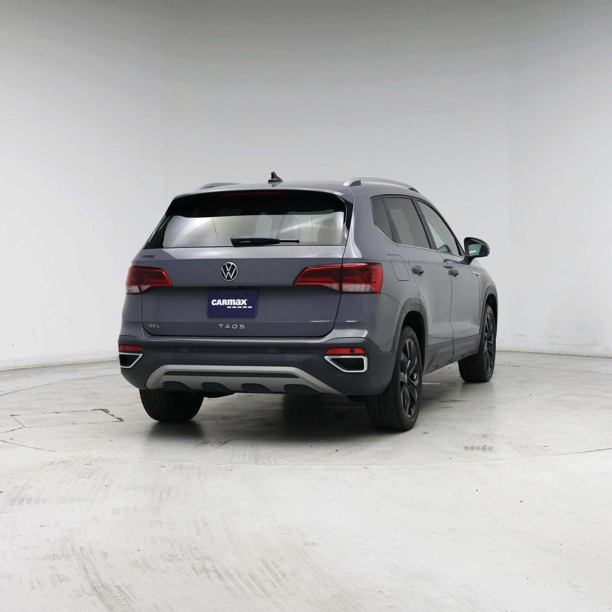 Thumbnail: 2022 Volkswagen Taos - 8
