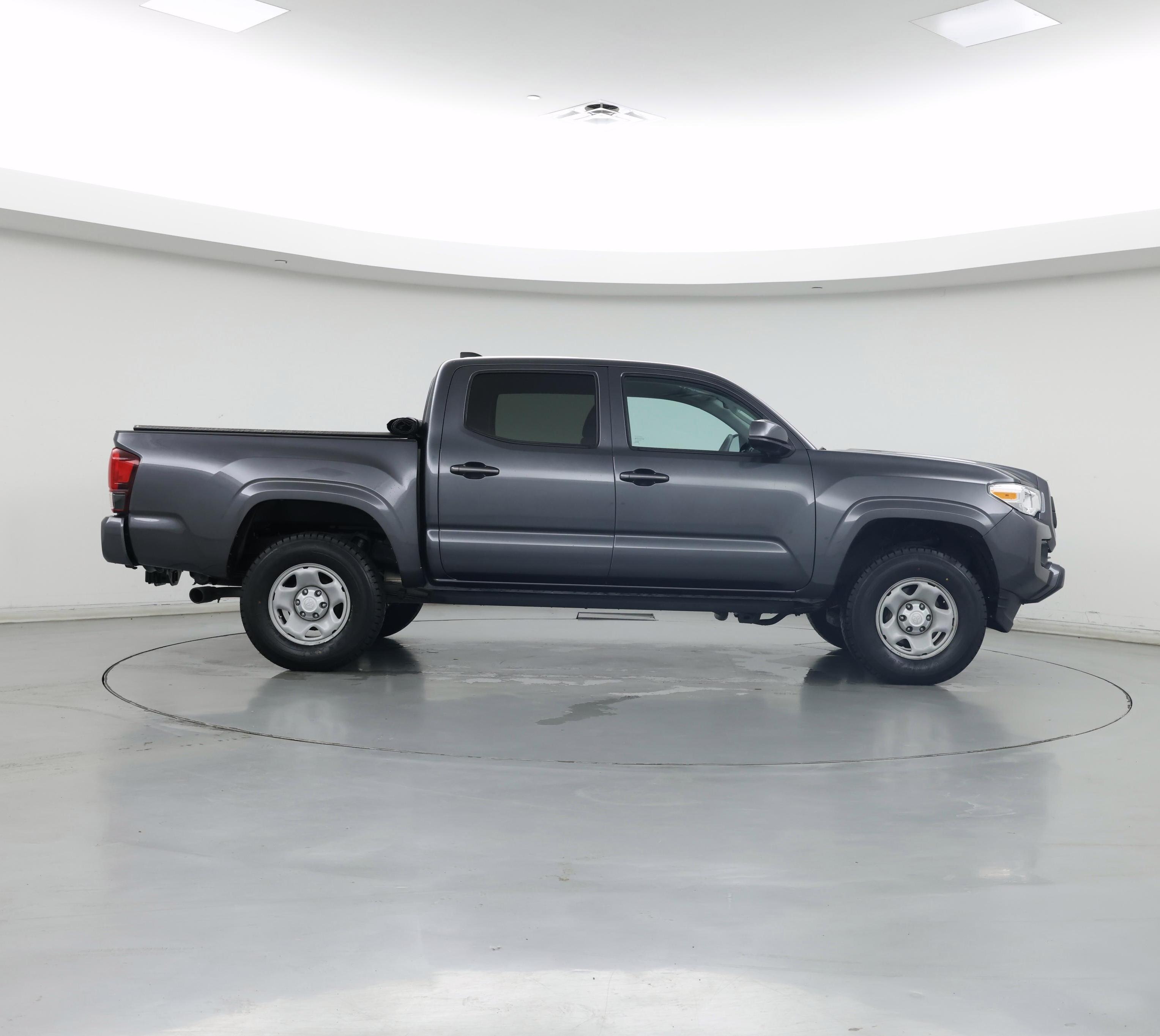 Thumbnail: 2022 Toyota Tacoma - 7
