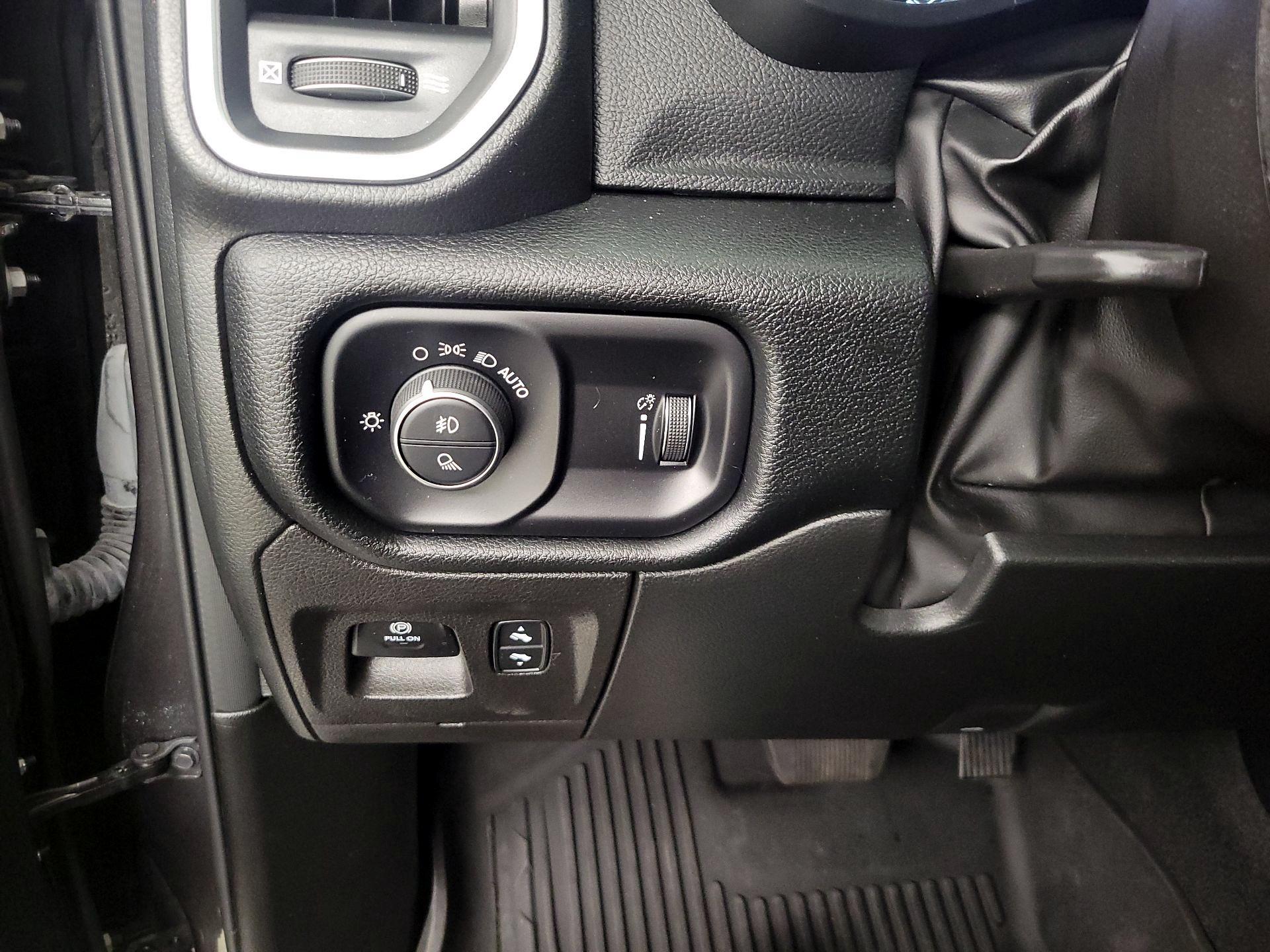 Thumbnail: 2022 RAM 1500 - 13