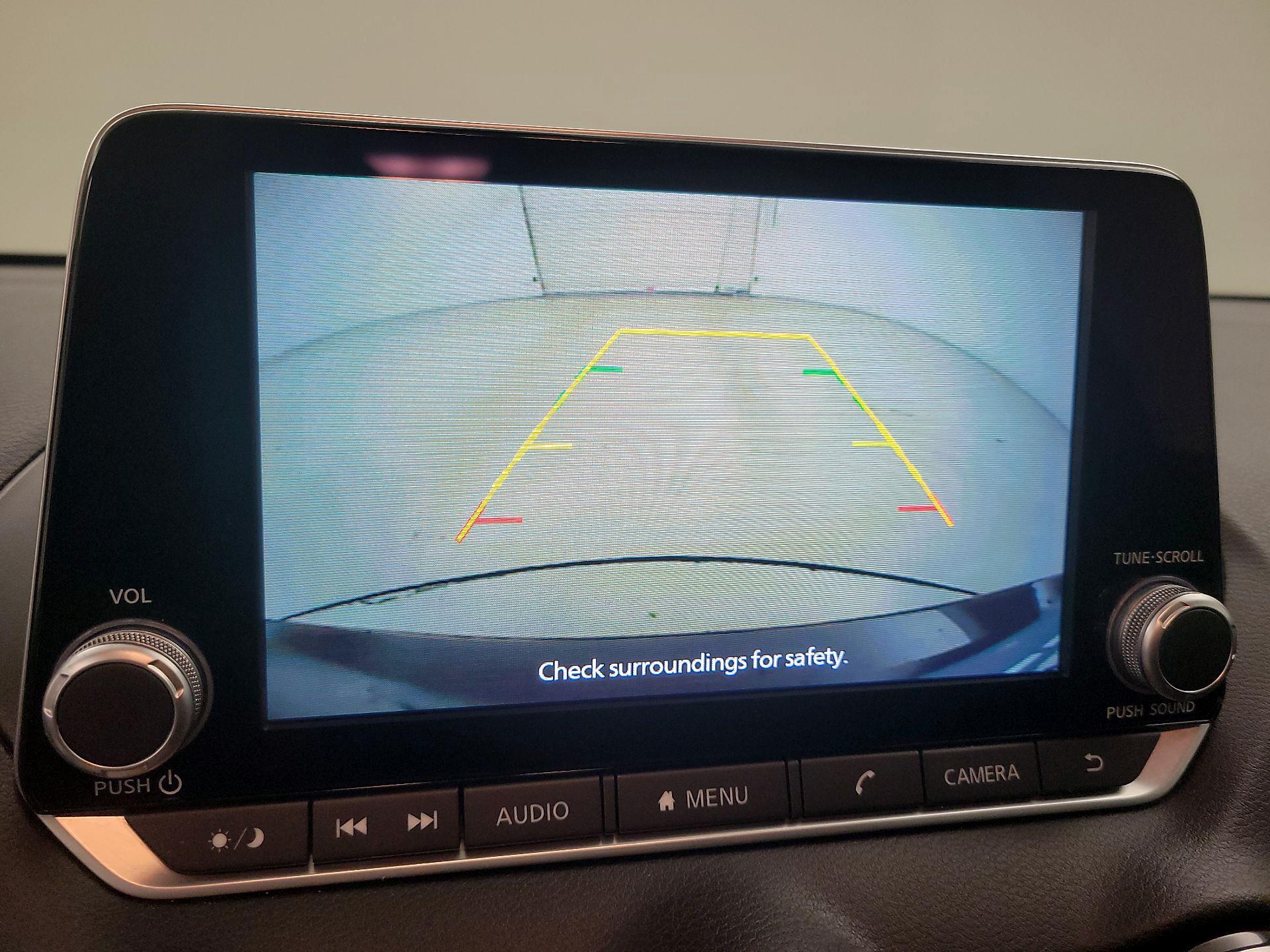 Thumbnail: 2023 Nissan Sentra - 12