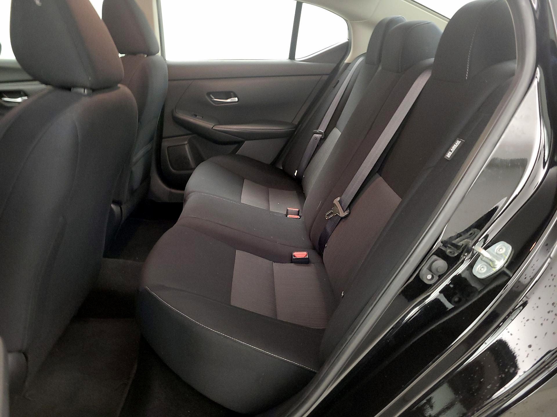 Thumbnail: 2023 Nissan Sentra - 17