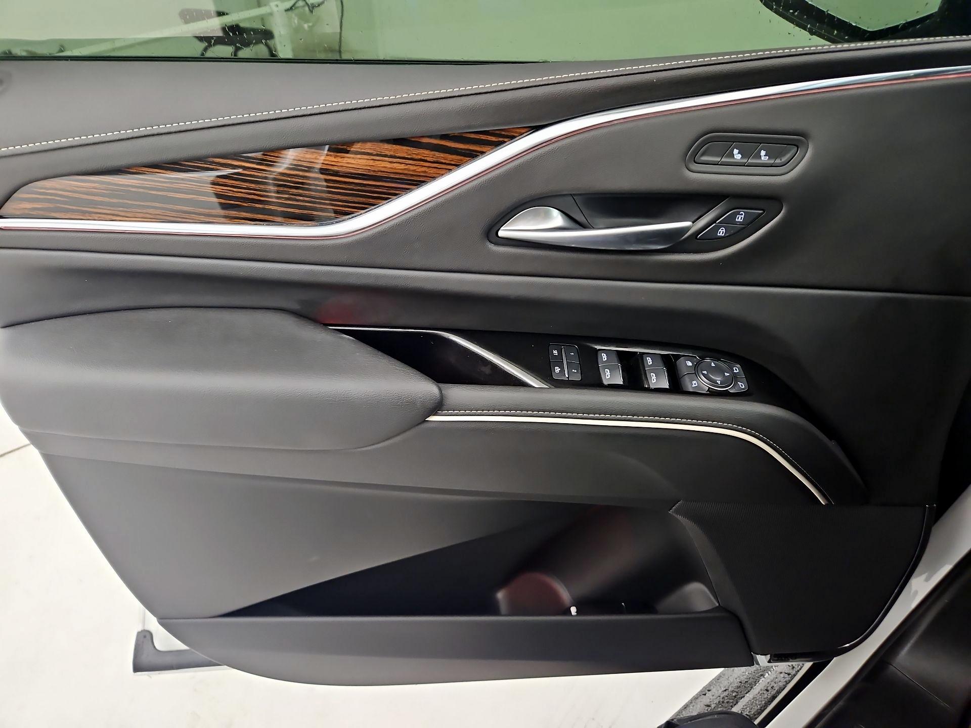 Thumbnail: 2024 Cadillac Escalade - 12