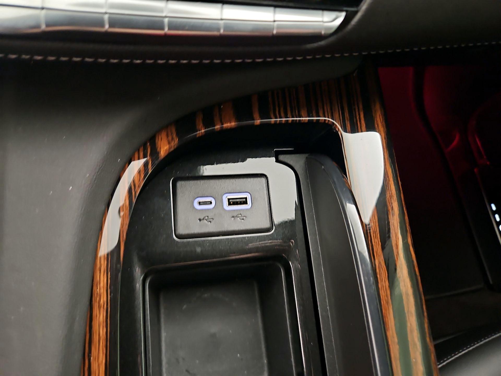 Thumbnail: 2024 Cadillac Escalade - 19