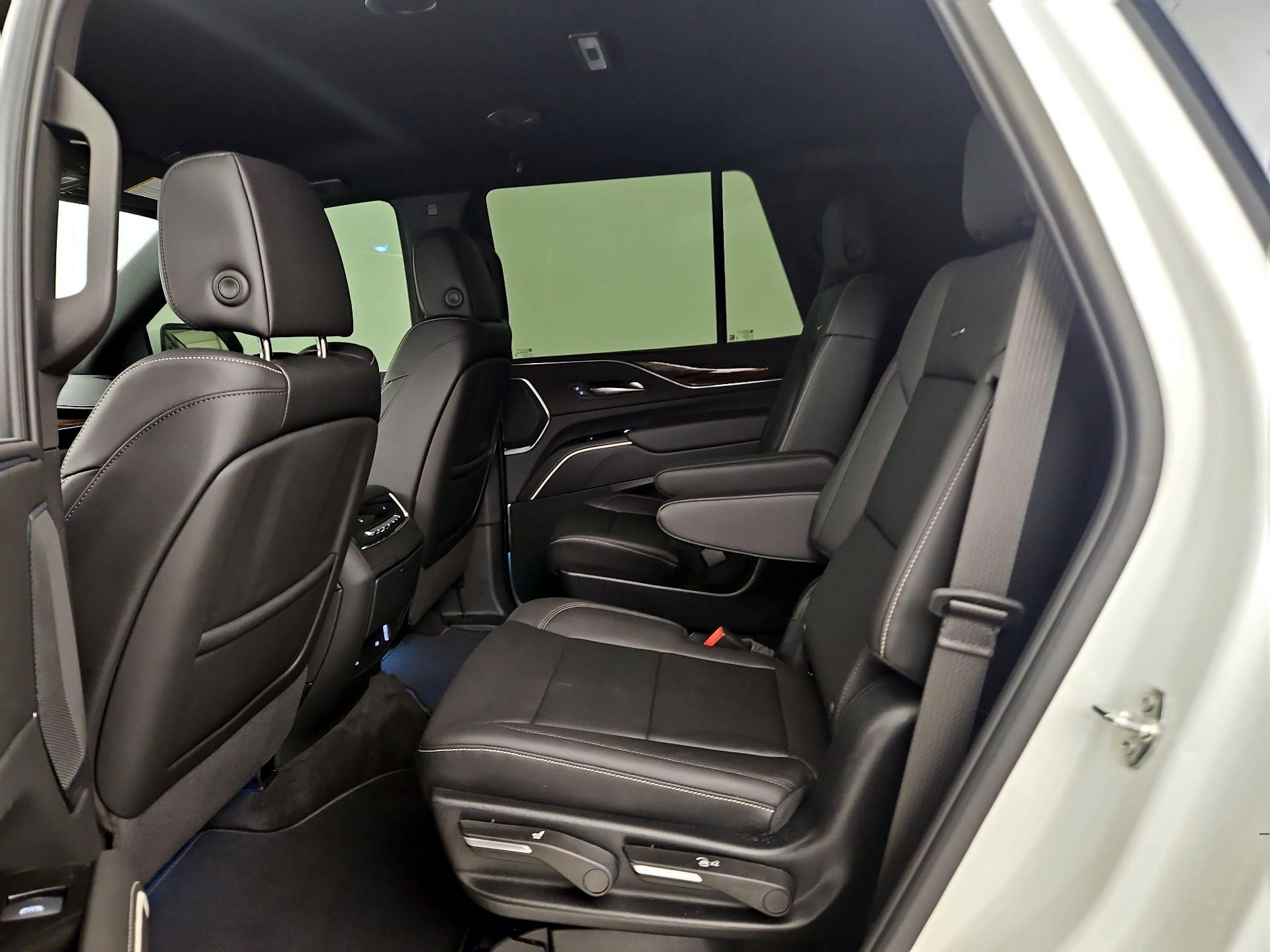 Thumbnail: 2024 Cadillac Escalade - 20