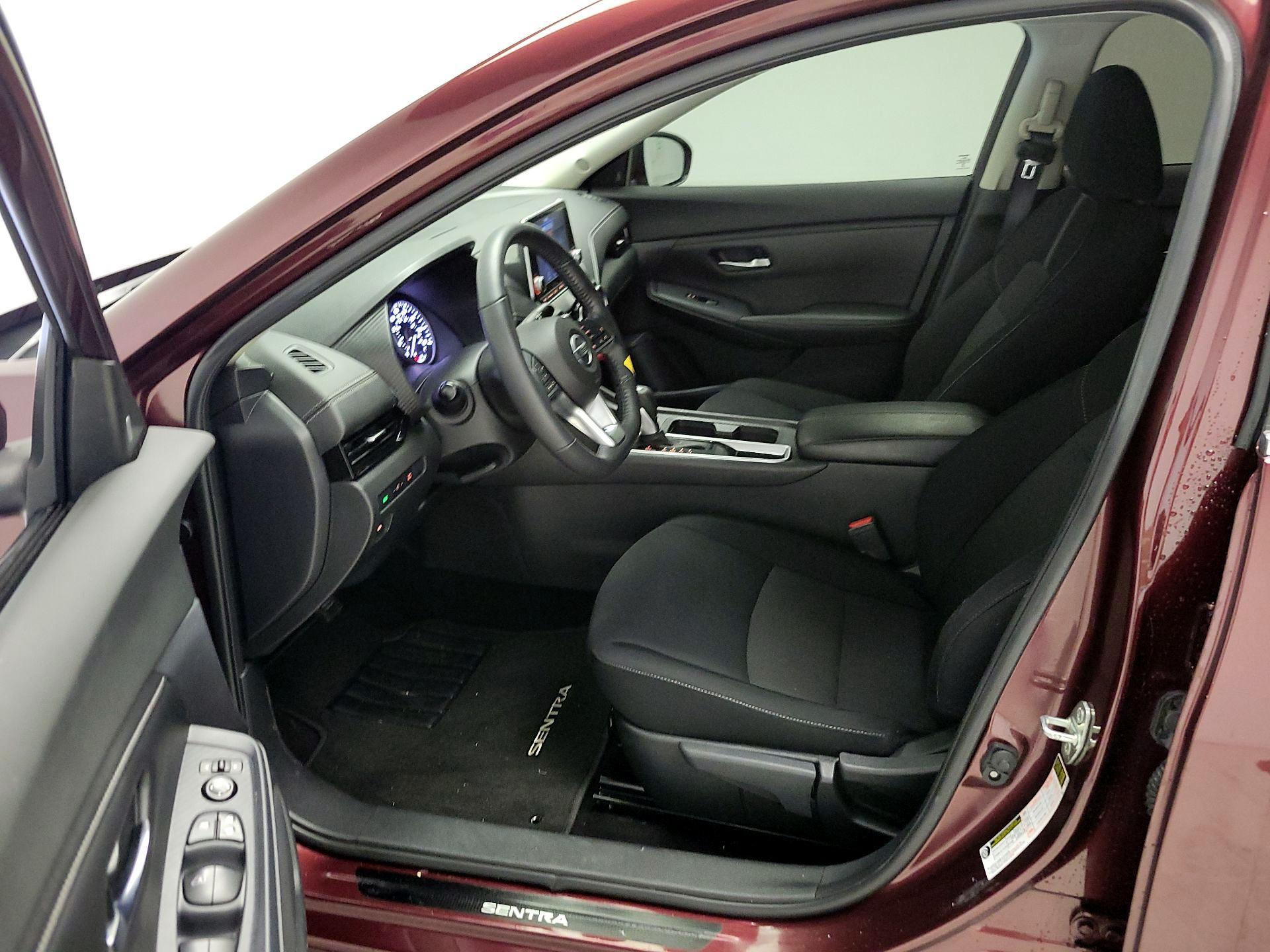 Thumbnail: 2023 Nissan Sentra - 11