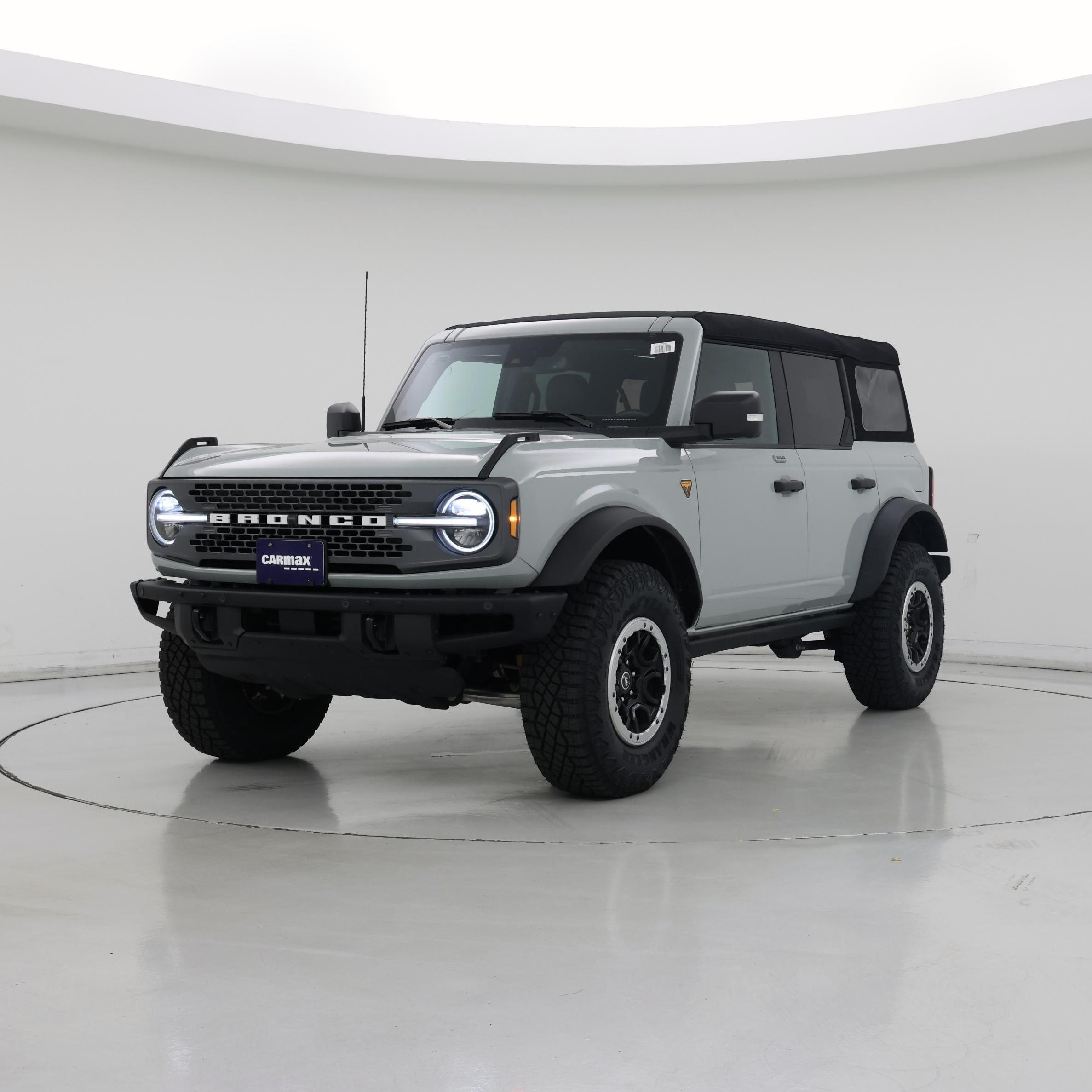 Thumbnail: 2023 Ford Bronco - 4