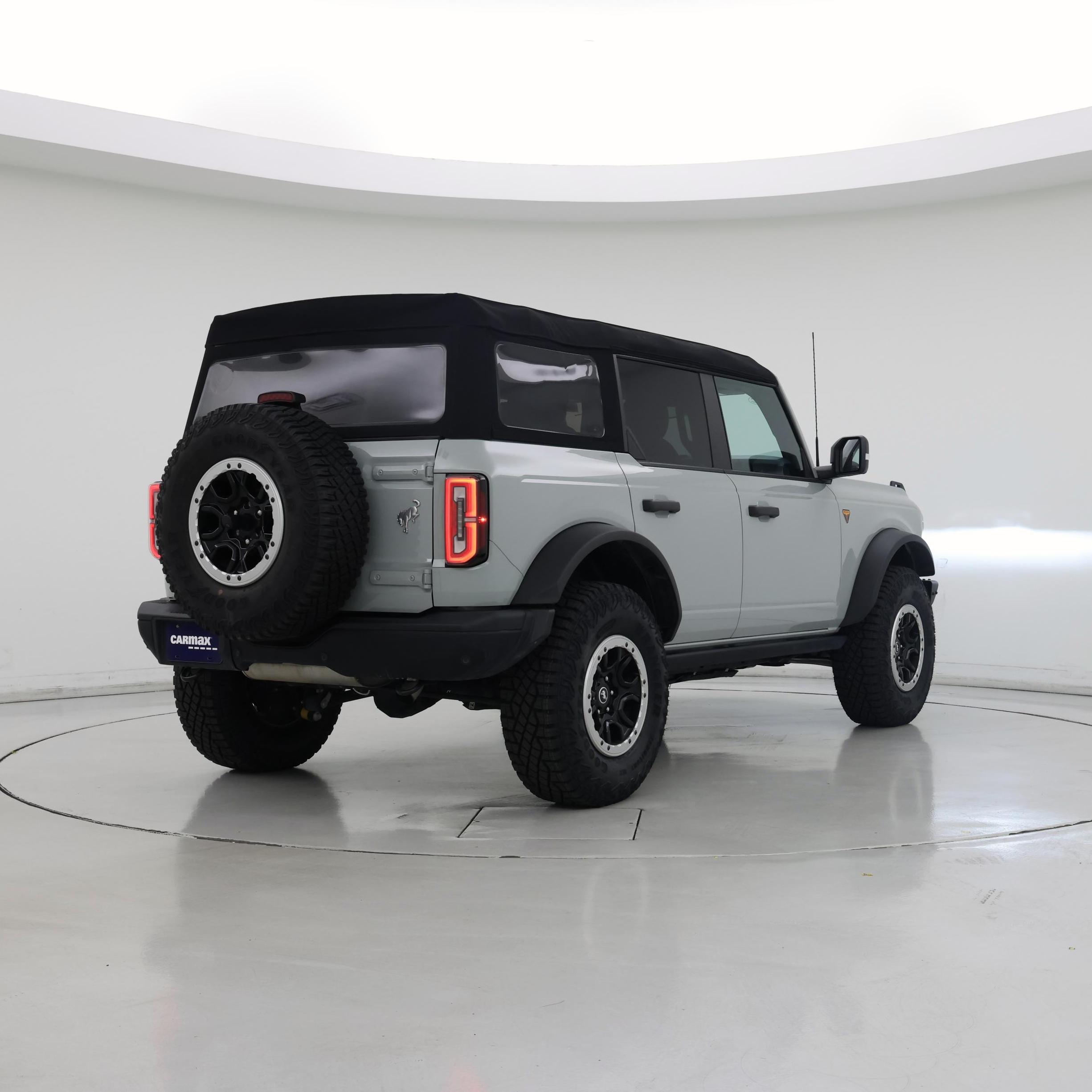 Thumbnail: 2023 Ford Bronco - 8