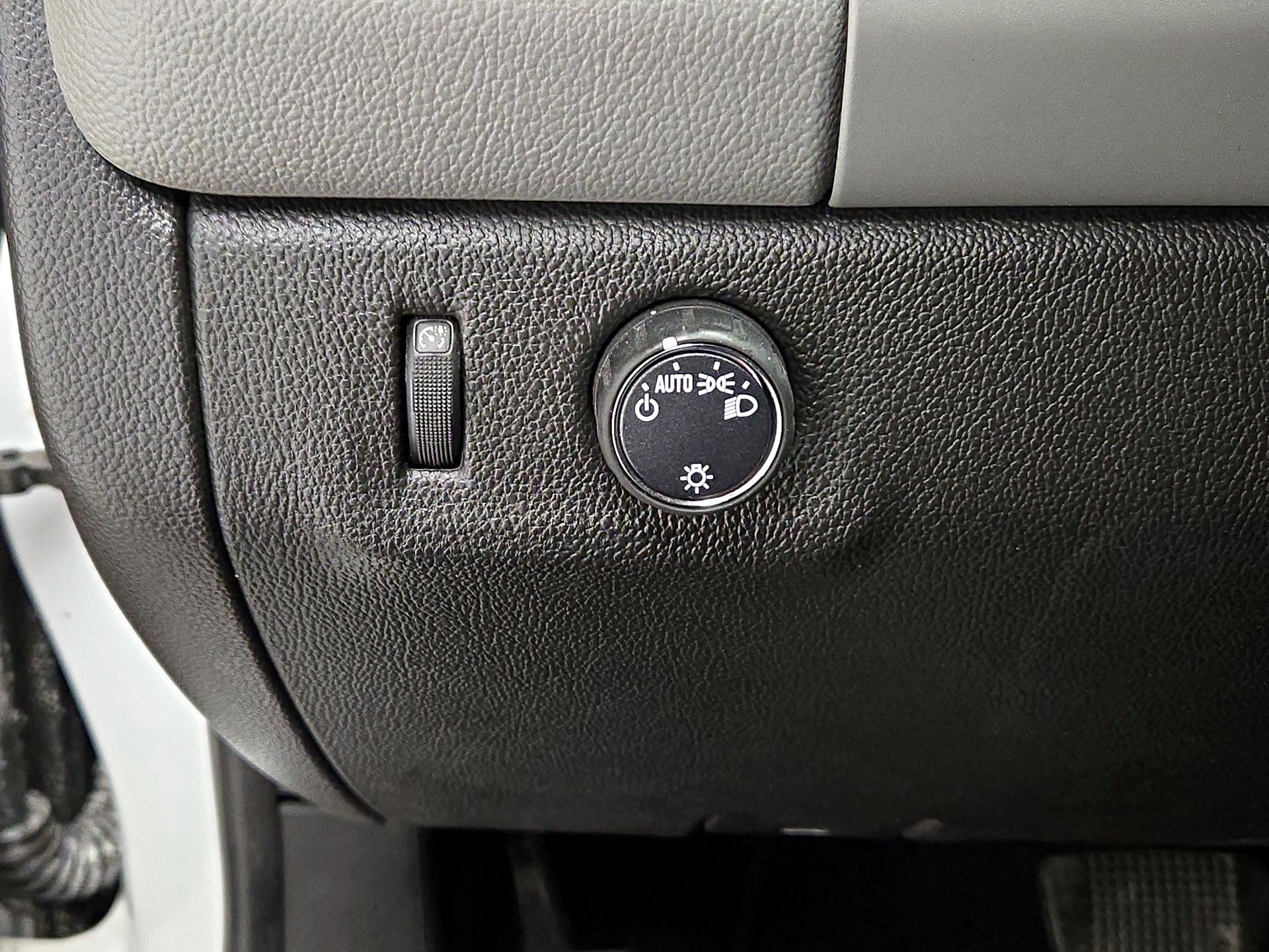 Thumbnail: 2016 Chevrolet Colorado - 13