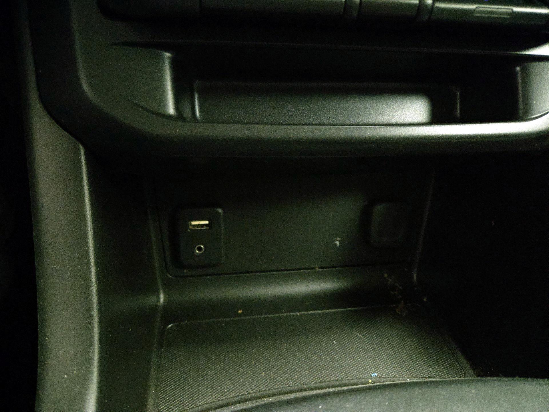 Thumbnail: 2016 Chevrolet Colorado - 18