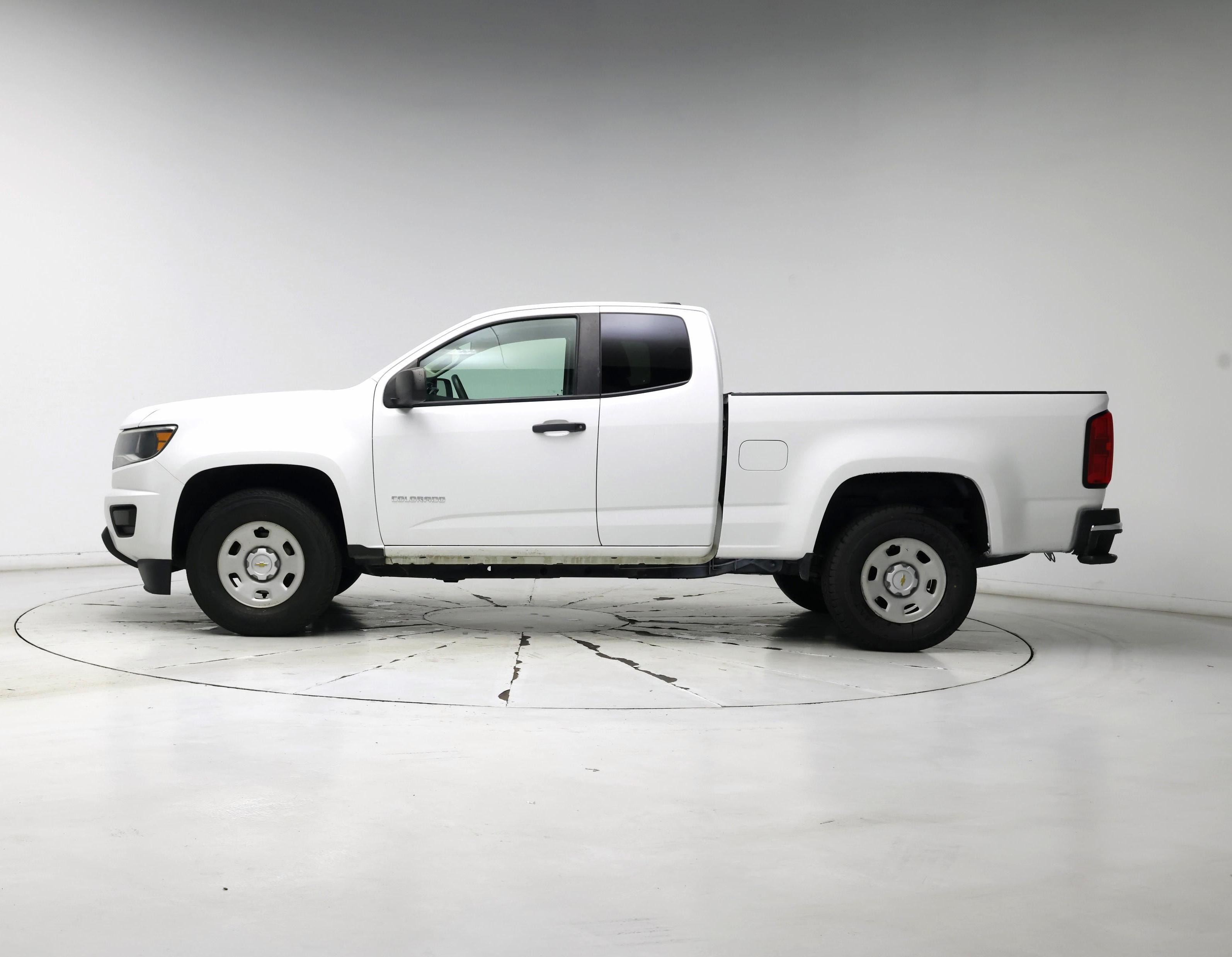 Thumbnail: 2016 Chevrolet Colorado - 3