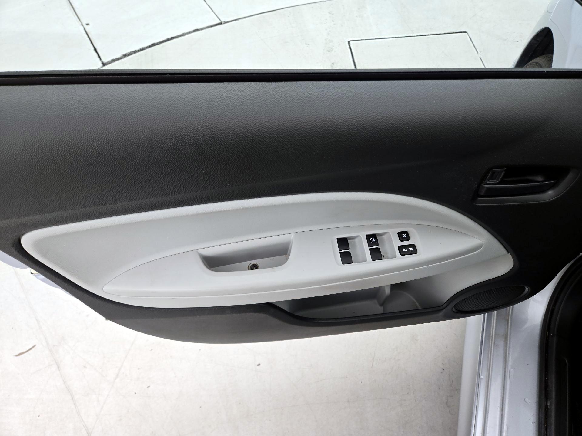 Thumbnail: 2021 Mitsubishi Mirage G4 - 12