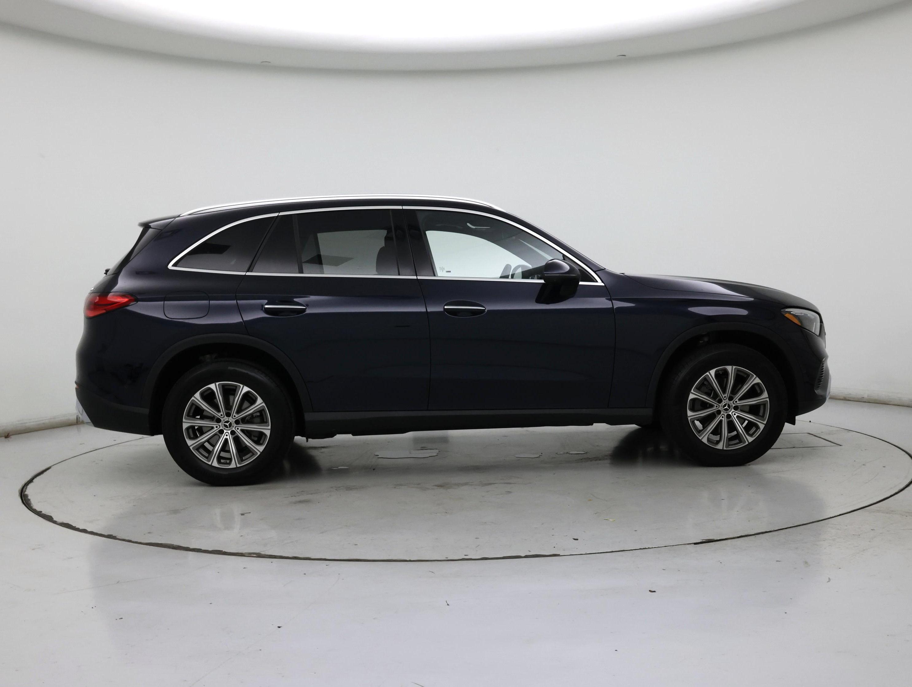 Thumbnail: 2023 Mercedes-Benz GLC - 7