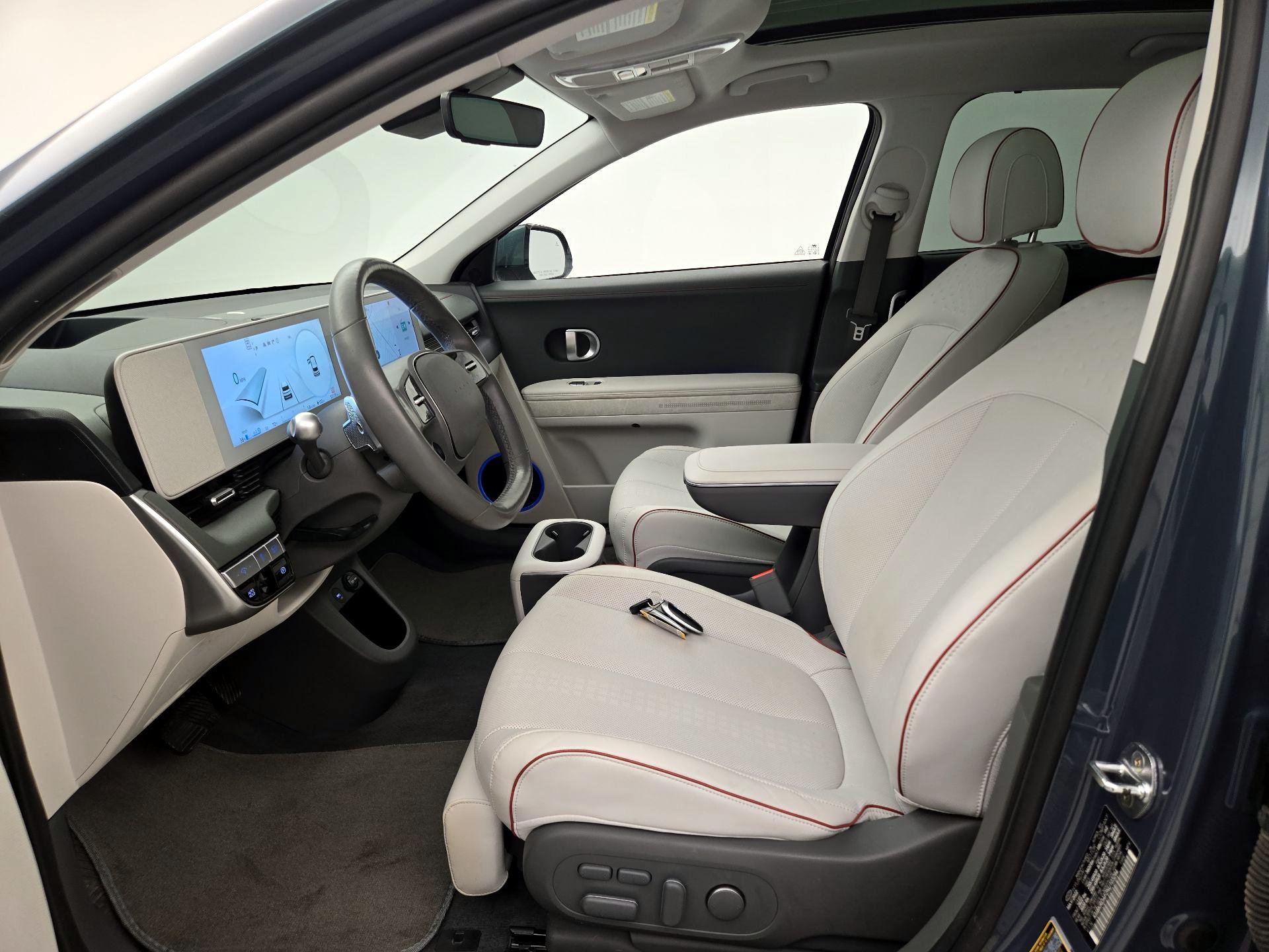 Thumbnail: 2022 Hyundai Ioniq 5 - 11