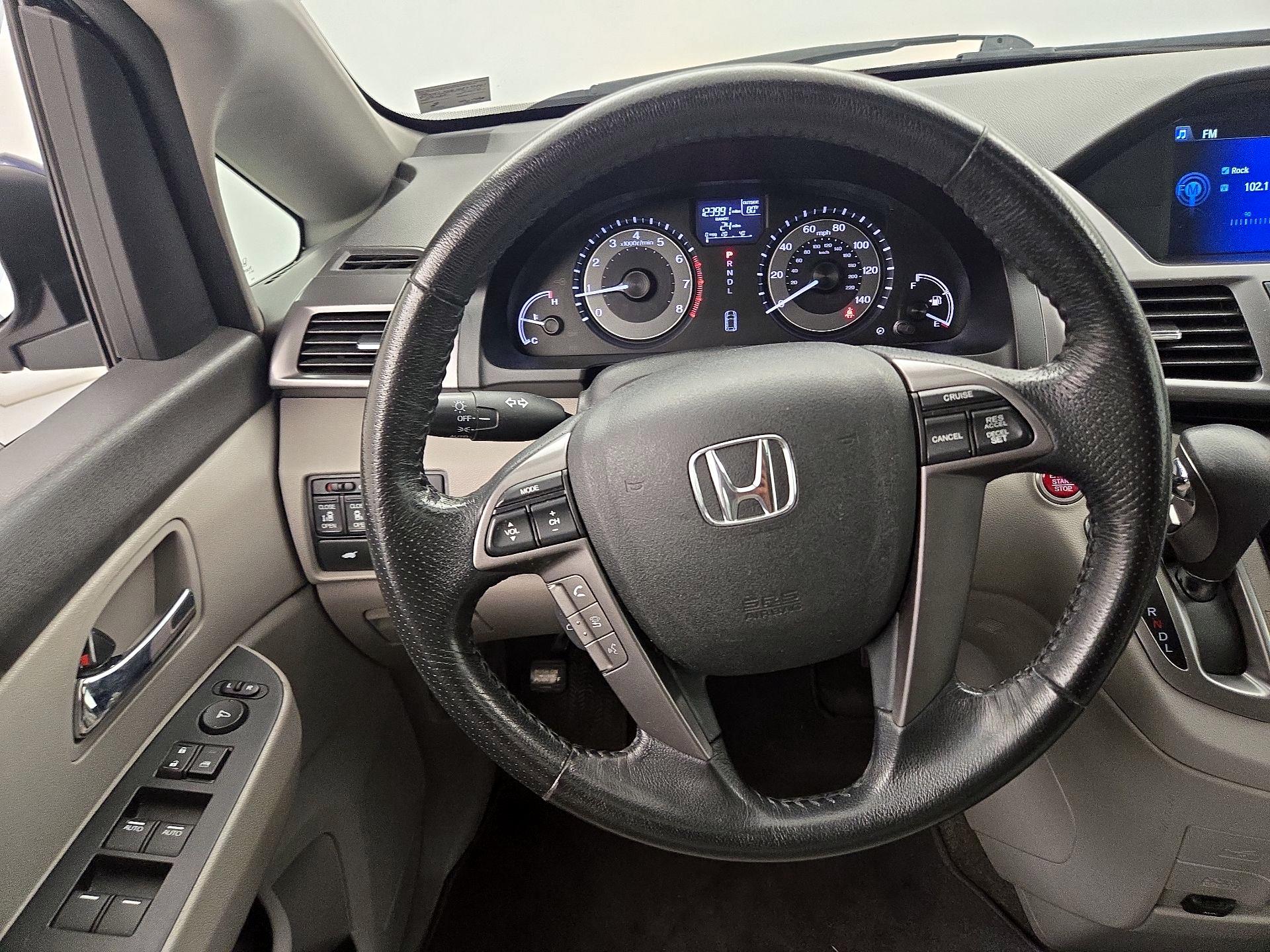 Thumbnail: 2014 Honda Odyssey - 10