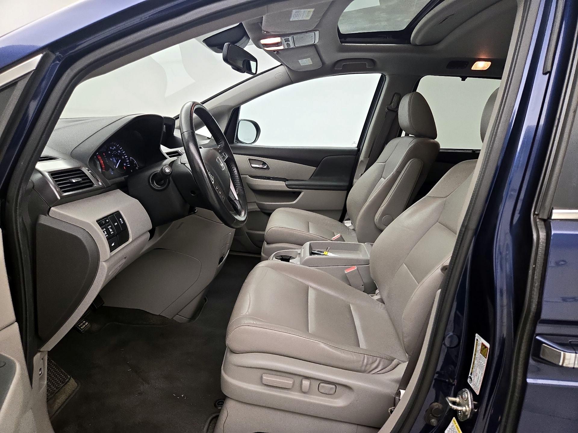 Thumbnail: 2014 Honda Odyssey - 11