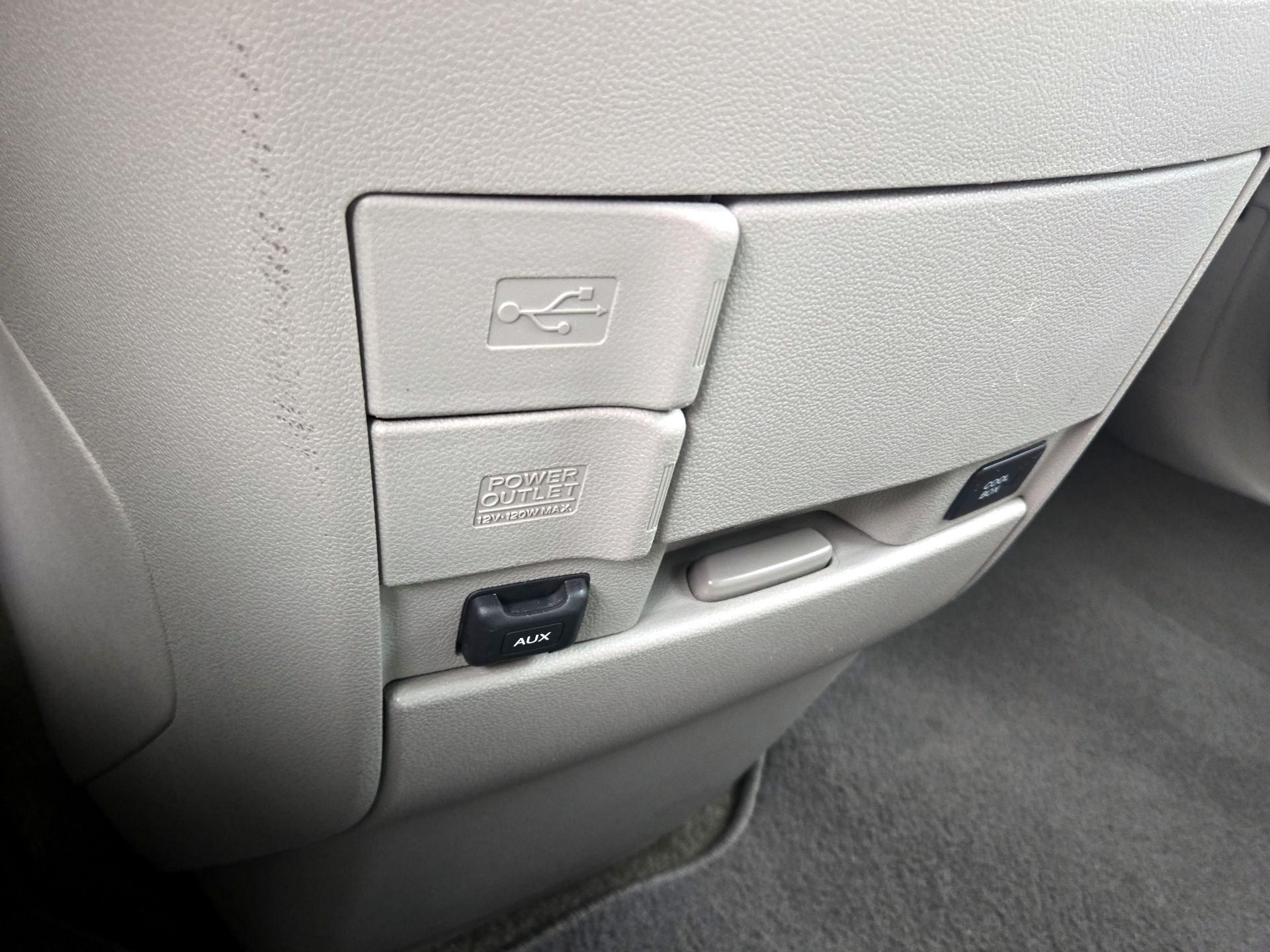 Thumbnail: 2014 Honda Odyssey - 18
