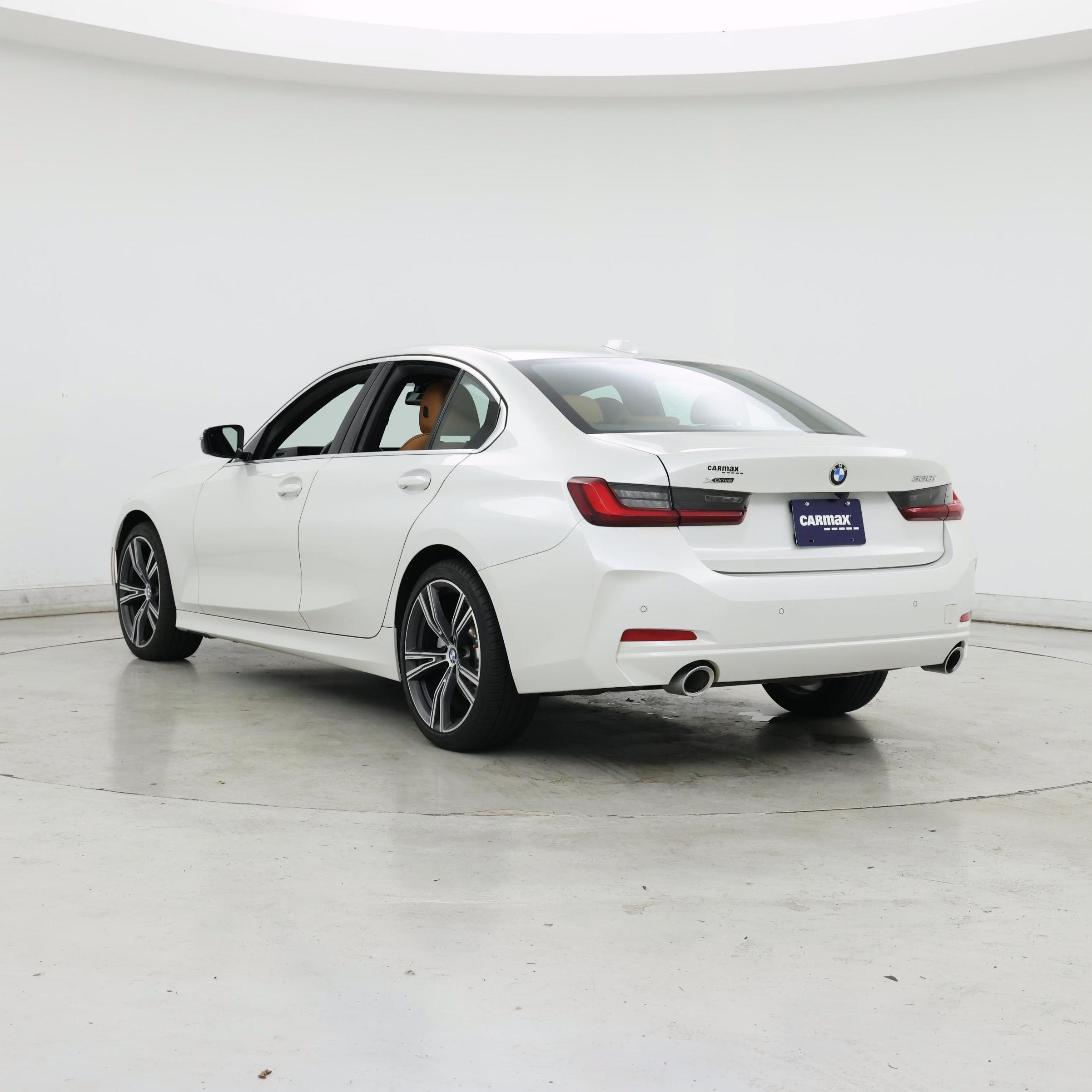 Thumbnail: 2023 BMW 3 Series - 2