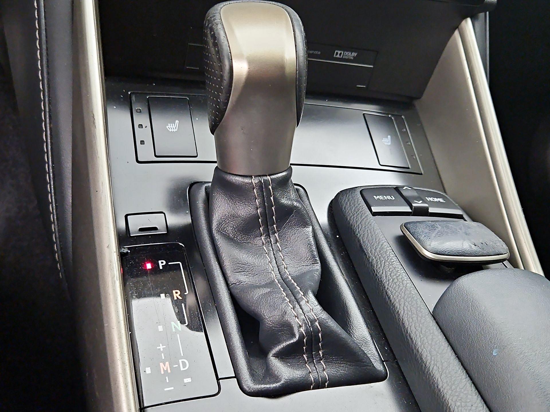 Thumbnail: 2014 Lexus IS - 18