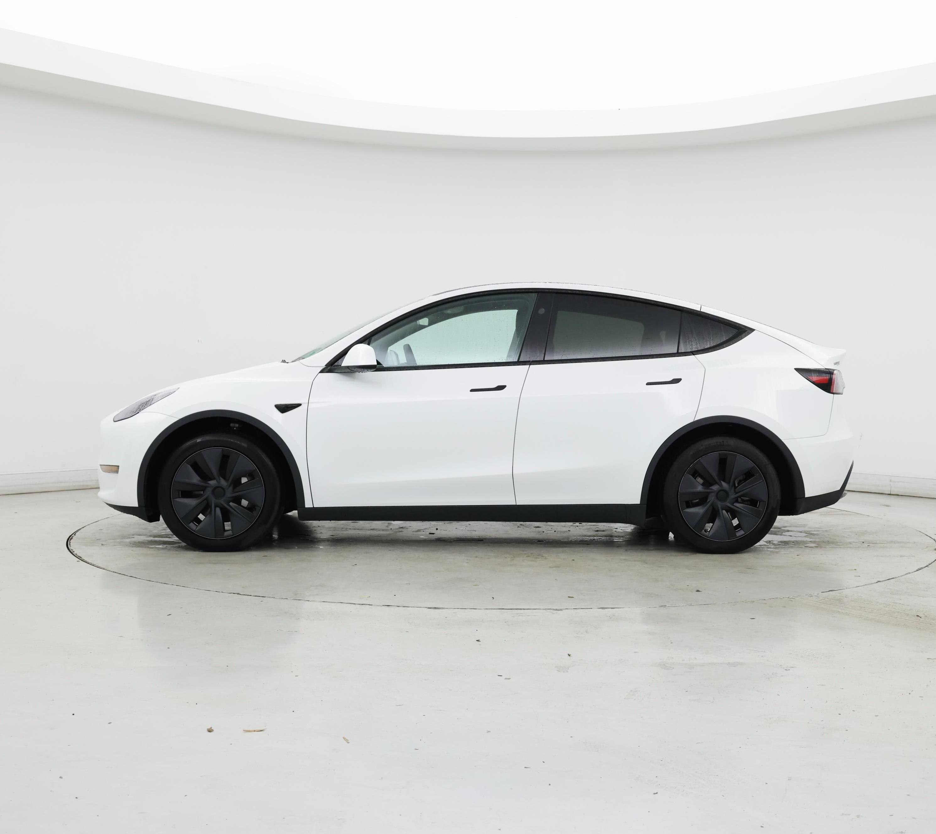 Thumbnail: 2024 Tesla Model Y - 3