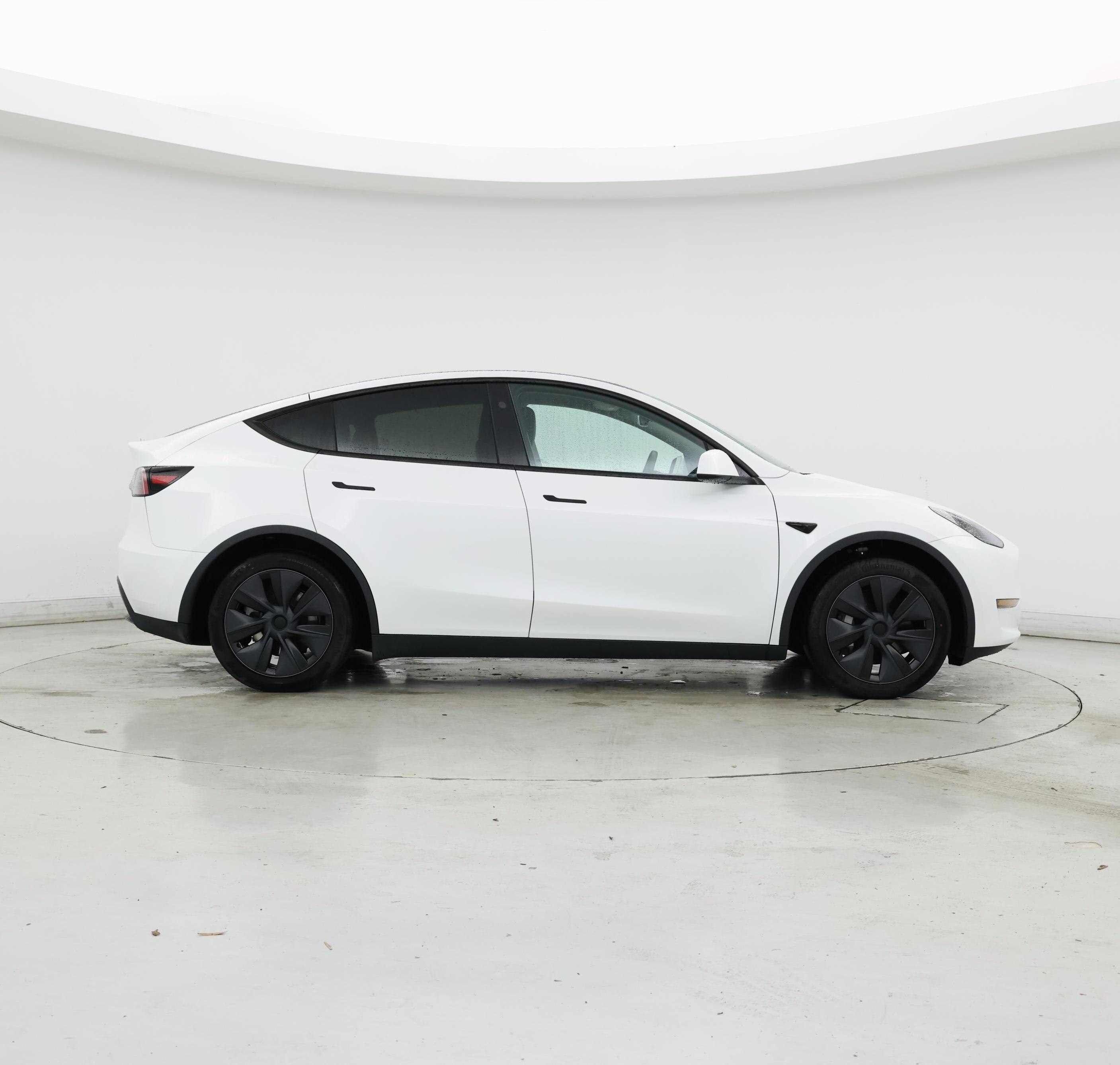 Thumbnail: 2024 Tesla Model Y - 7