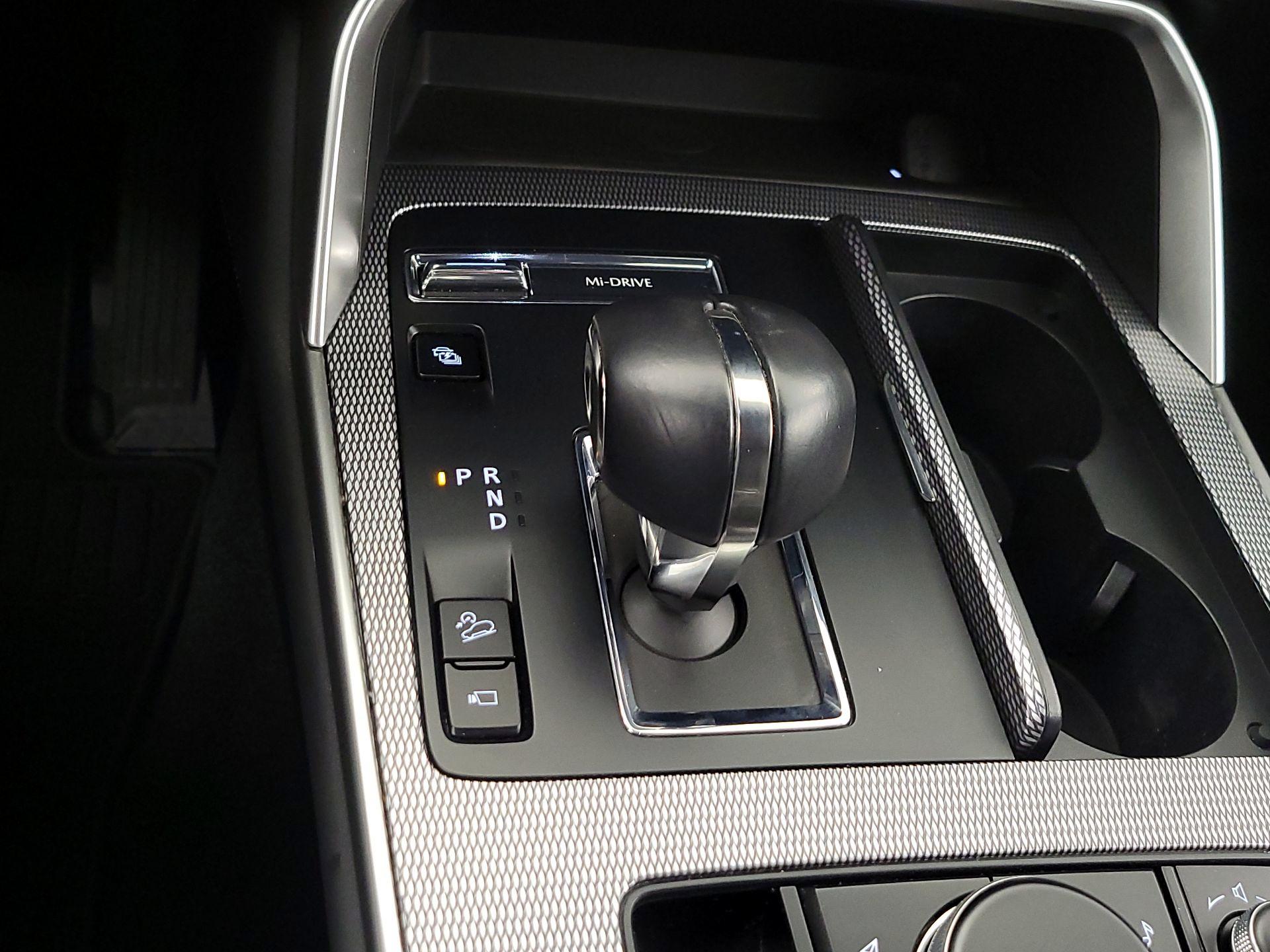 Thumbnail: 2024 Mazda CX-90 - 18