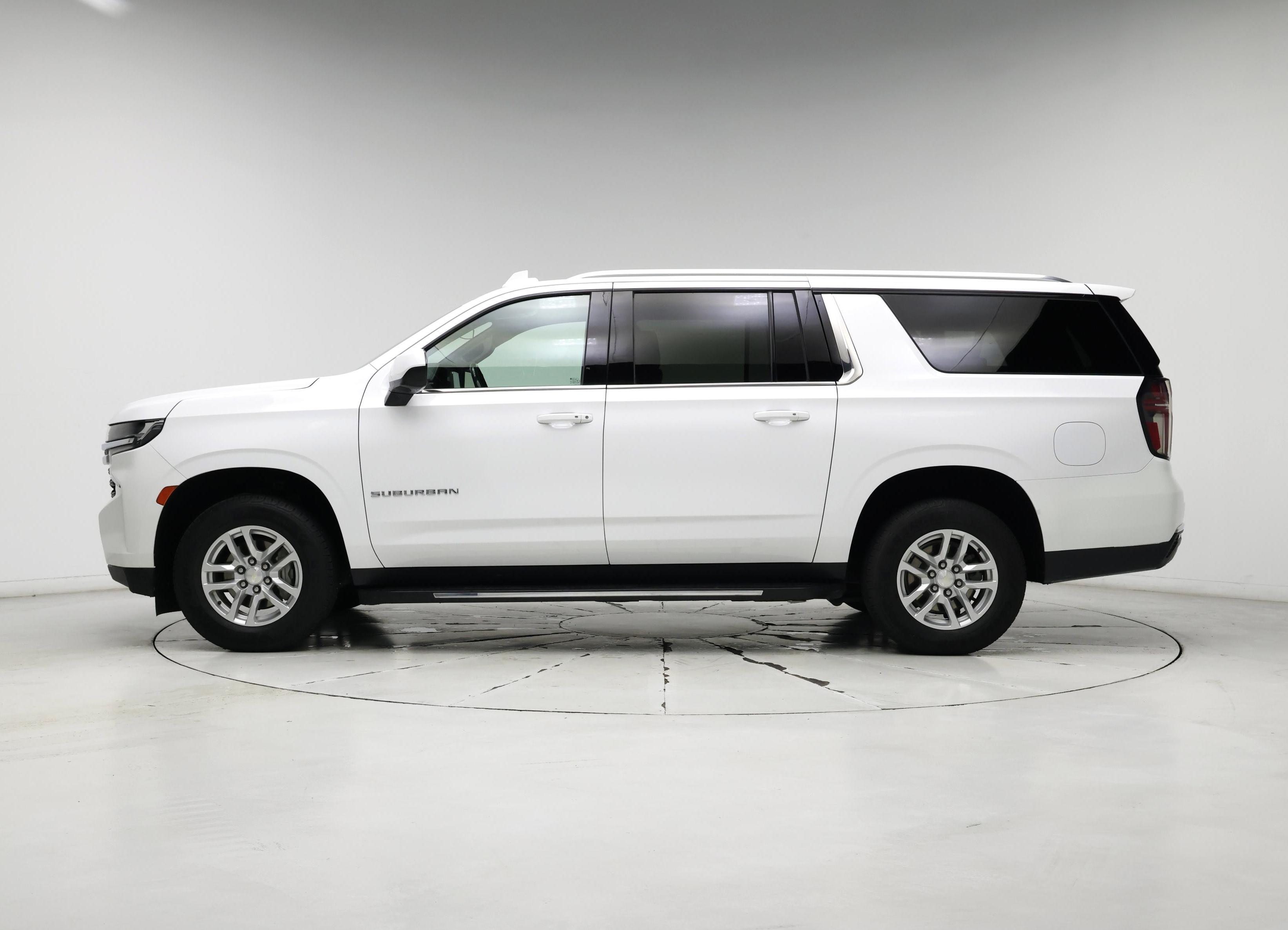 Thumbnail: 2021 Chevrolet Suburban - 3