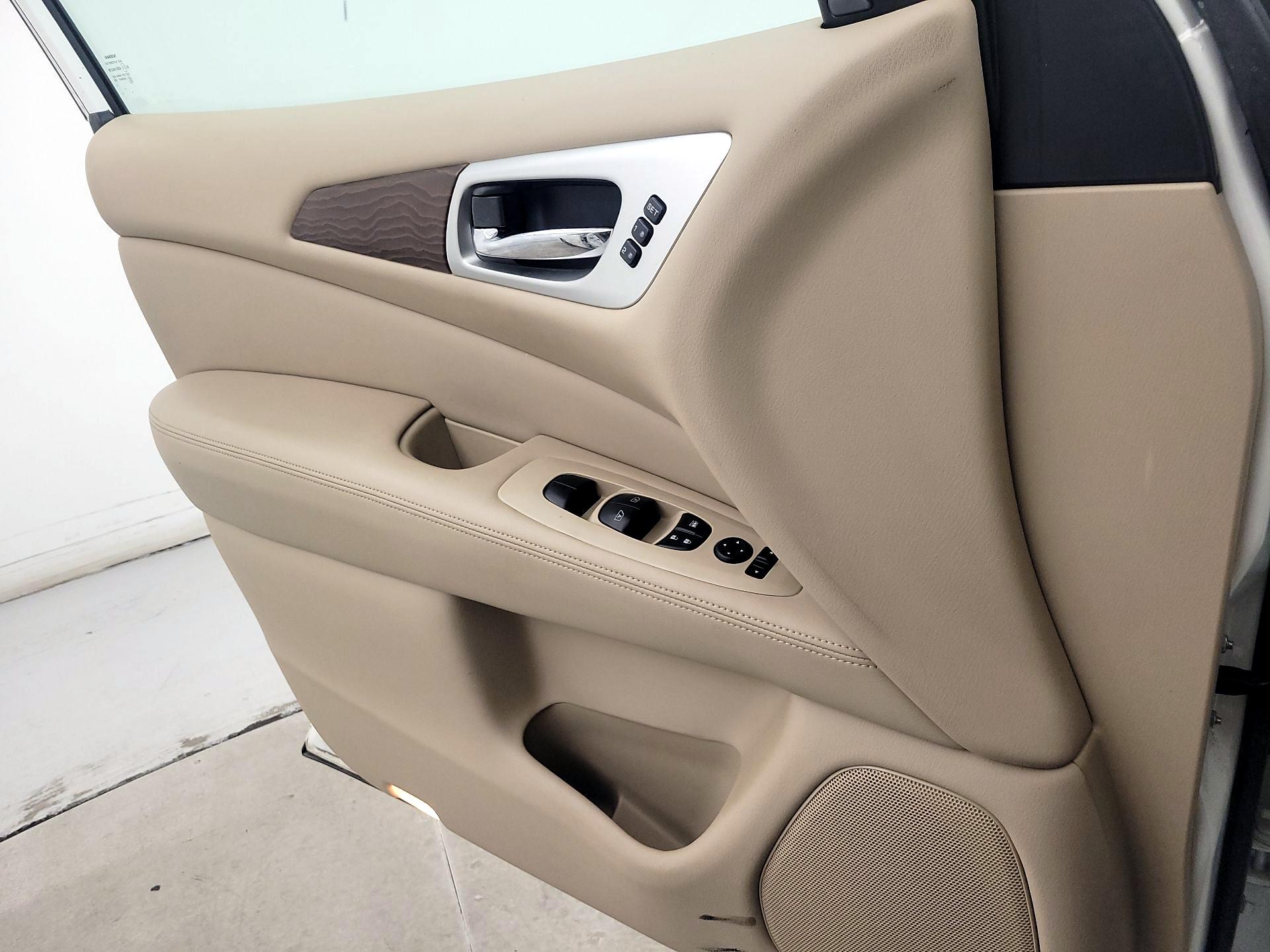 Thumbnail: 2018 Nissan Pathfinder - 12