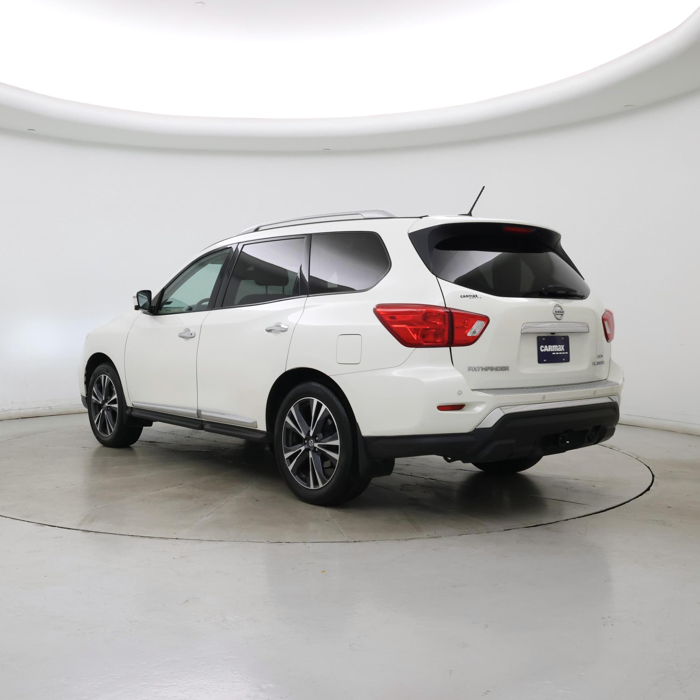 Thumbnail: 2018 Nissan Pathfinder - 2