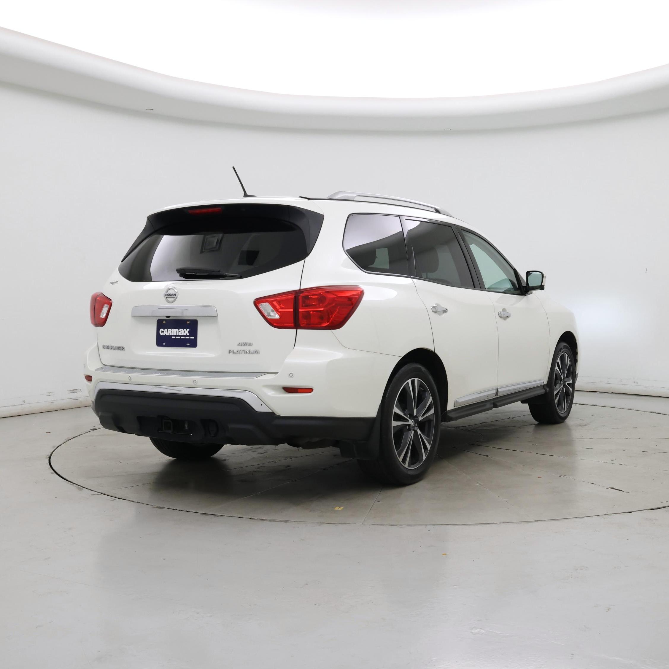 Thumbnail: 2018 Nissan Pathfinder - 8
