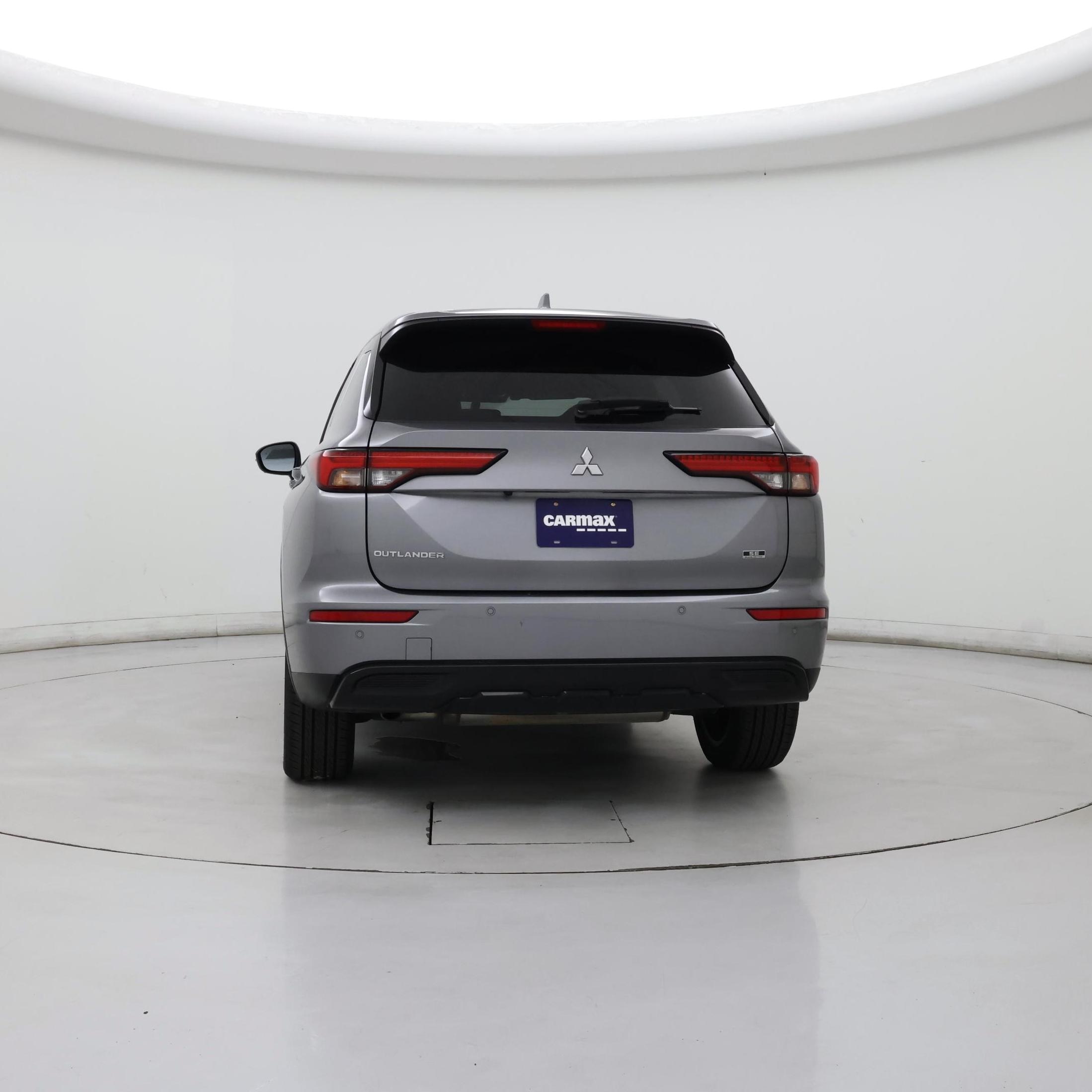 Thumbnail: 2023 Mitsubishi Outlander - 6
