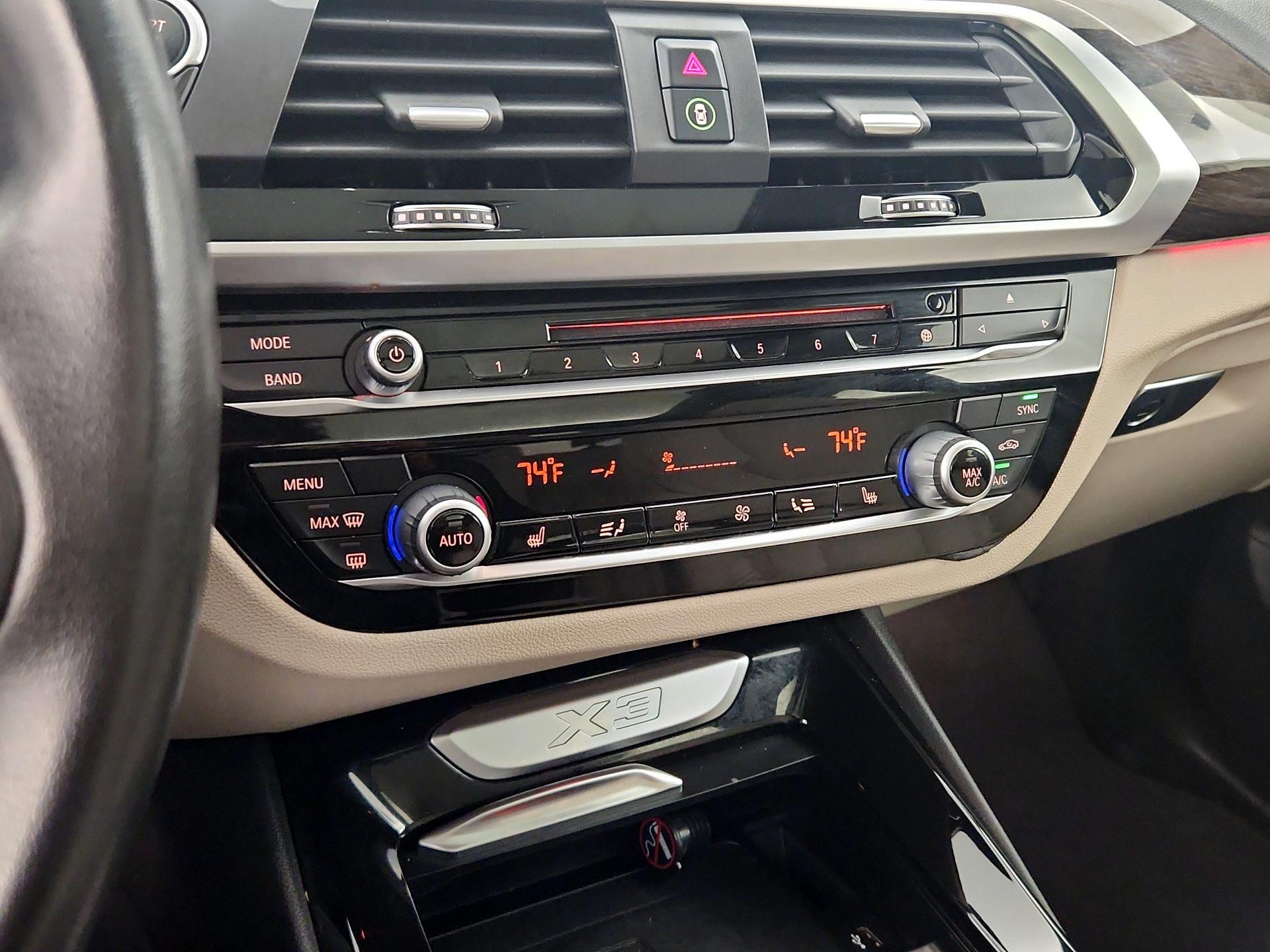 Thumbnail: 2019 BMW X3 - 17