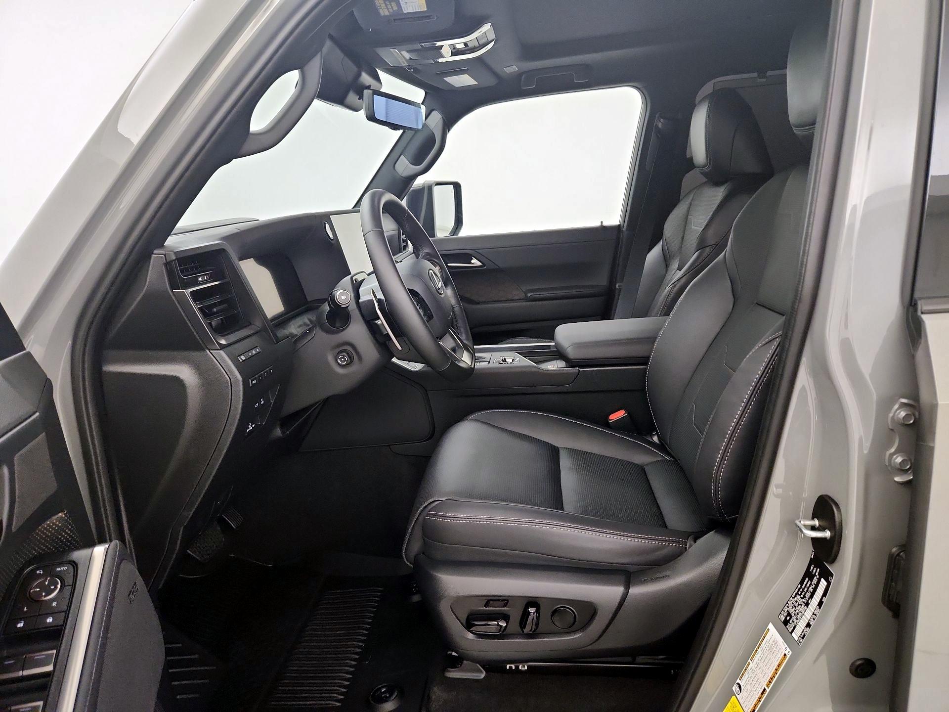 Thumbnail: 2025 Lexus GX - 11