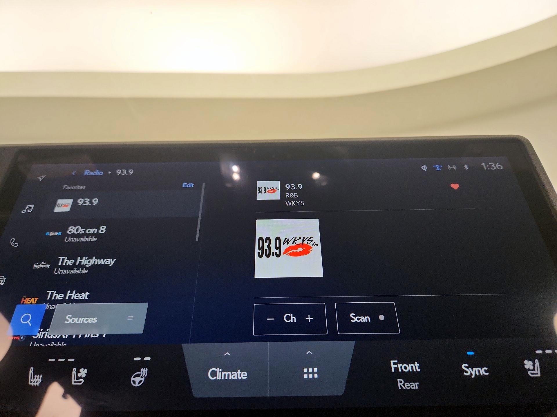 Thumbnail: 2025 Lexus GX - 16