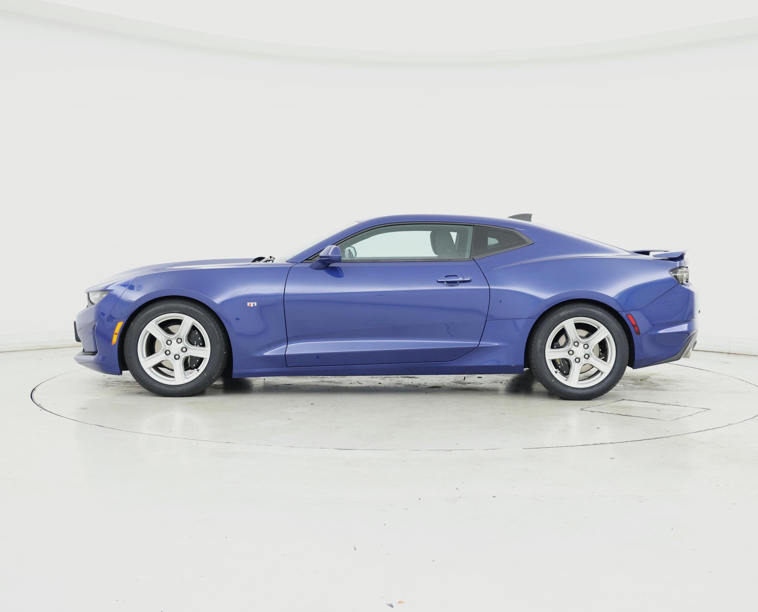 Thumbnail: 2020 Chevrolet Camaro - 3