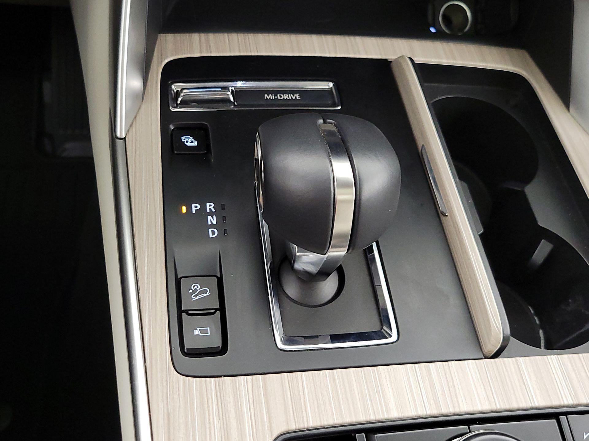 Thumbnail: 2024 Mazda CX-90 - 18