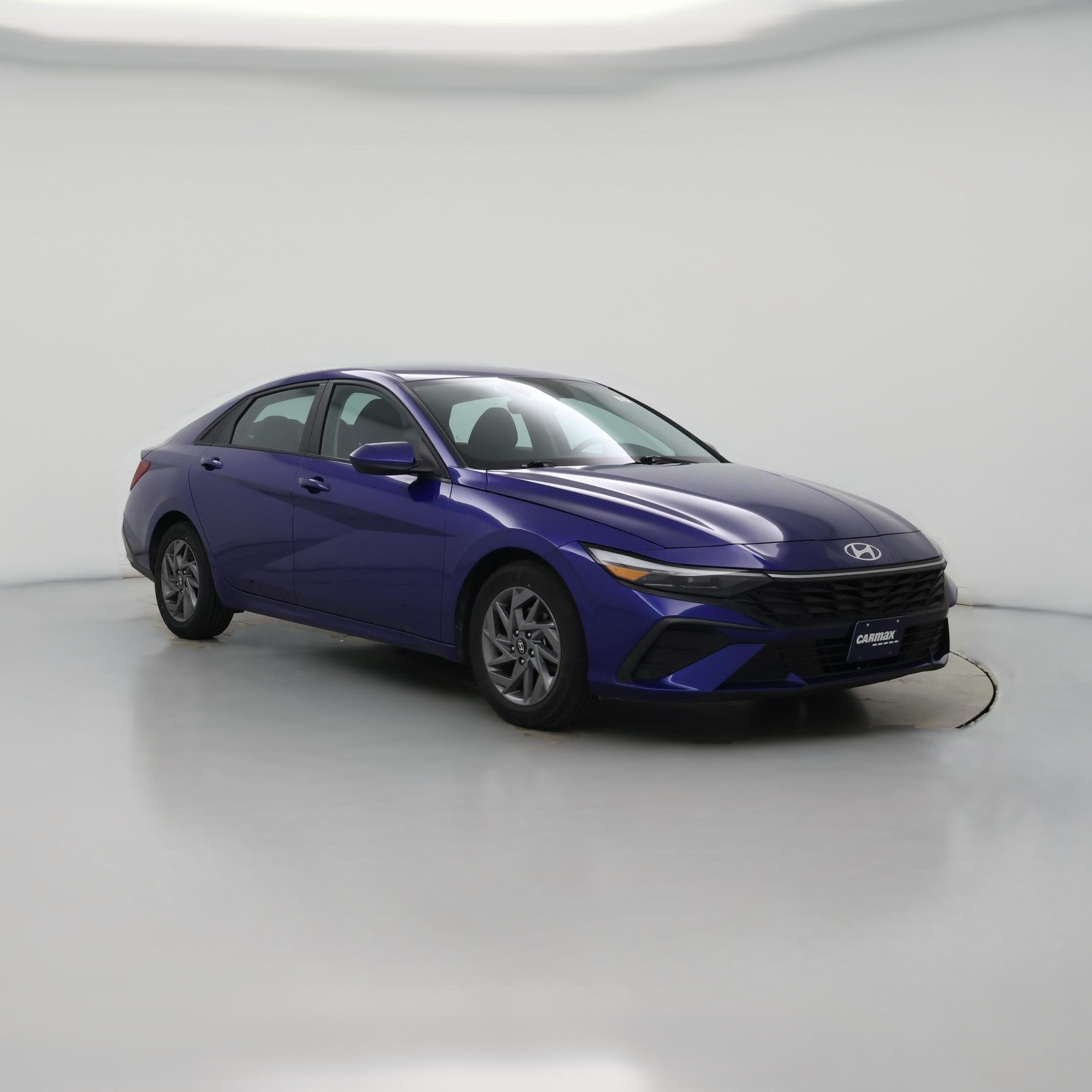 Thumbnail: 2024 Hyundai Elantra - 1