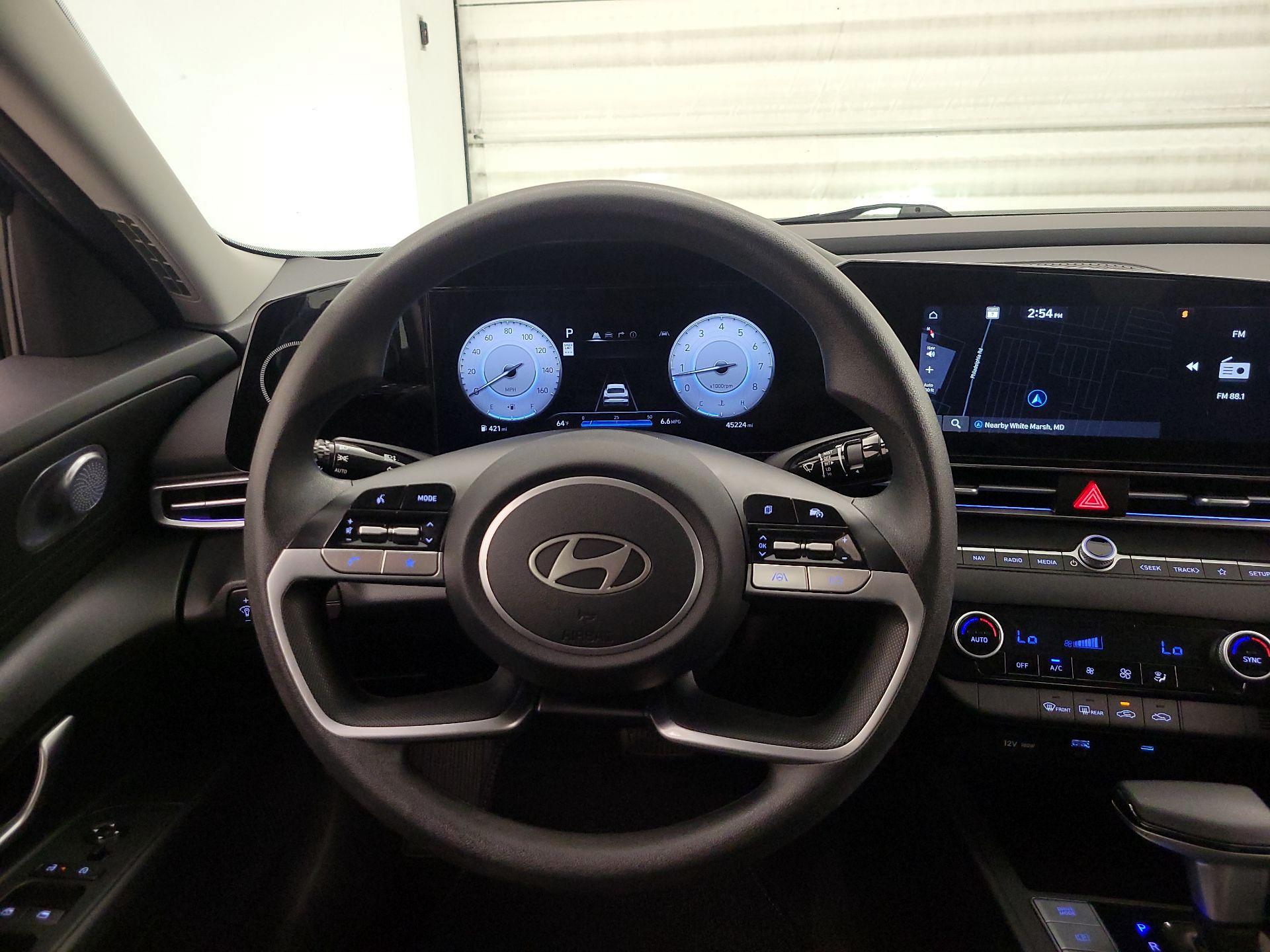 Thumbnail: 2024 Hyundai Elantra - 10