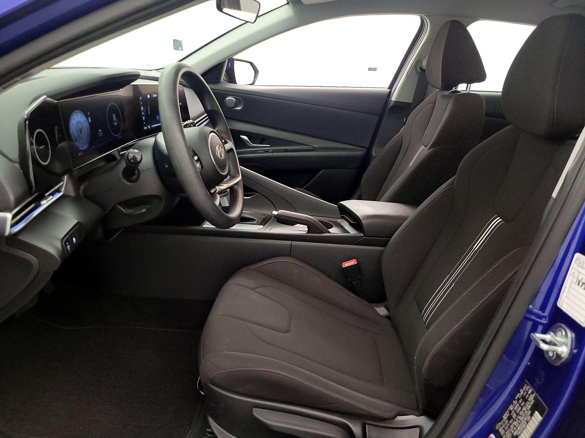 Thumbnail: 2024 Hyundai Elantra - 11