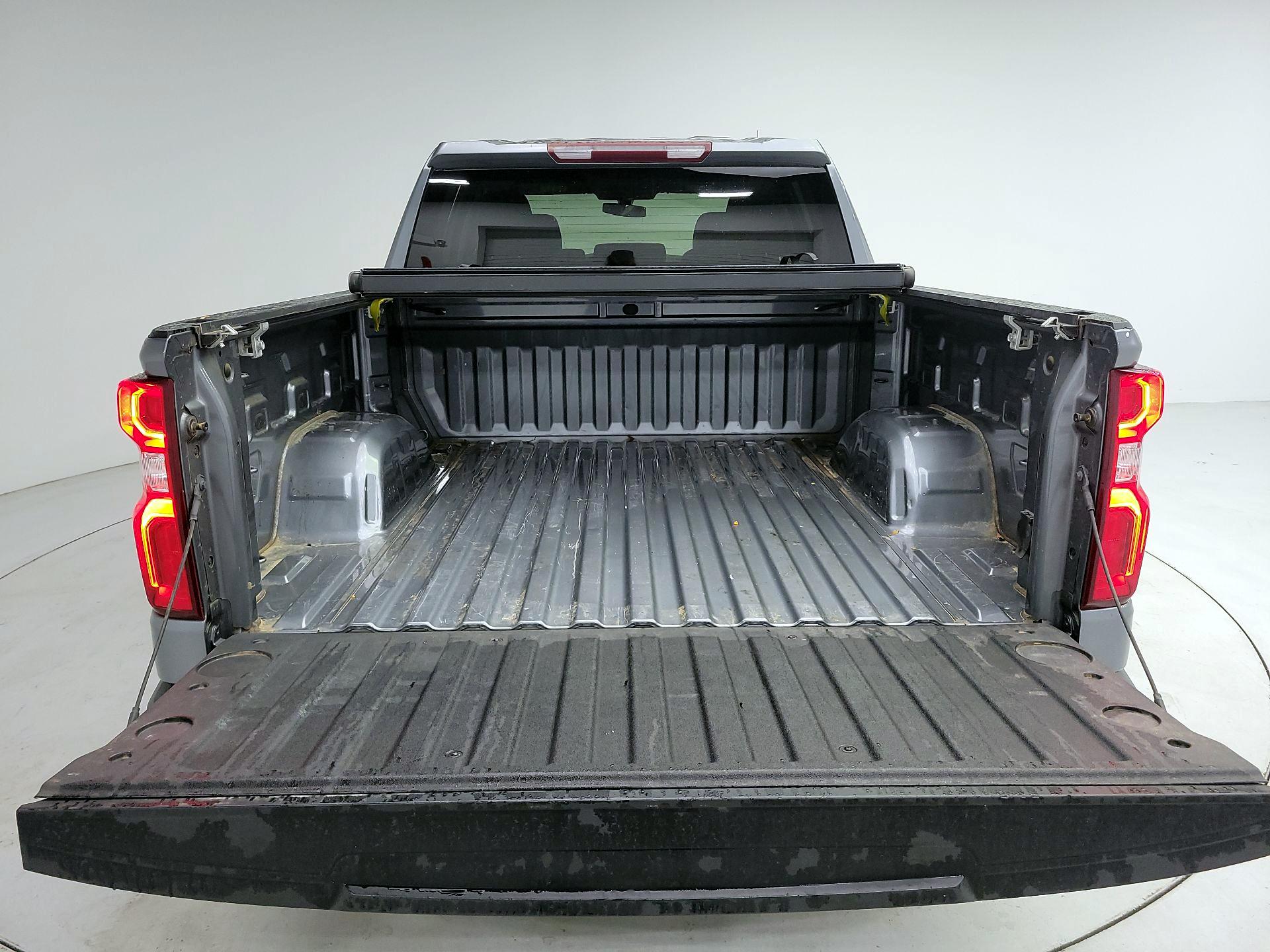 Thumbnail: 2021 Chevrolet Silverado 1500 - 20