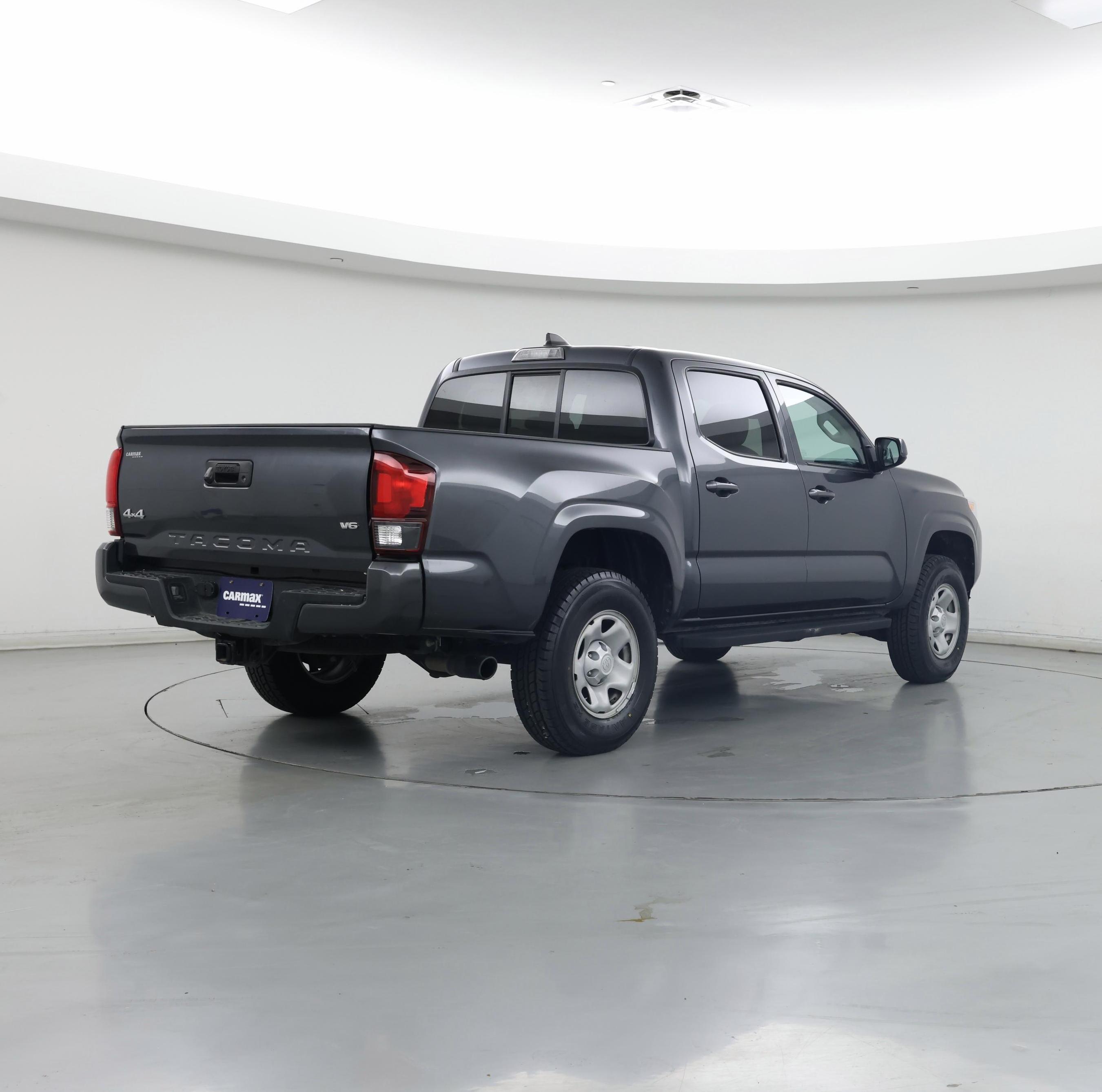 Thumbnail: 2022 Toyota Tacoma - 8