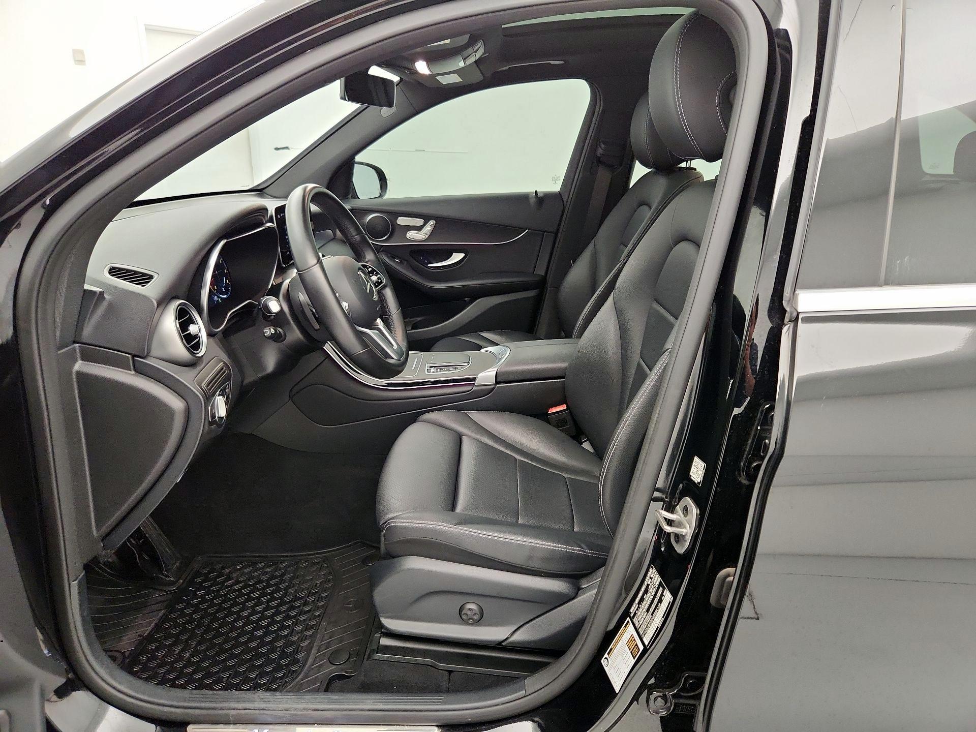 Thumbnail: 2022 Mercedes-Benz GLC - 11