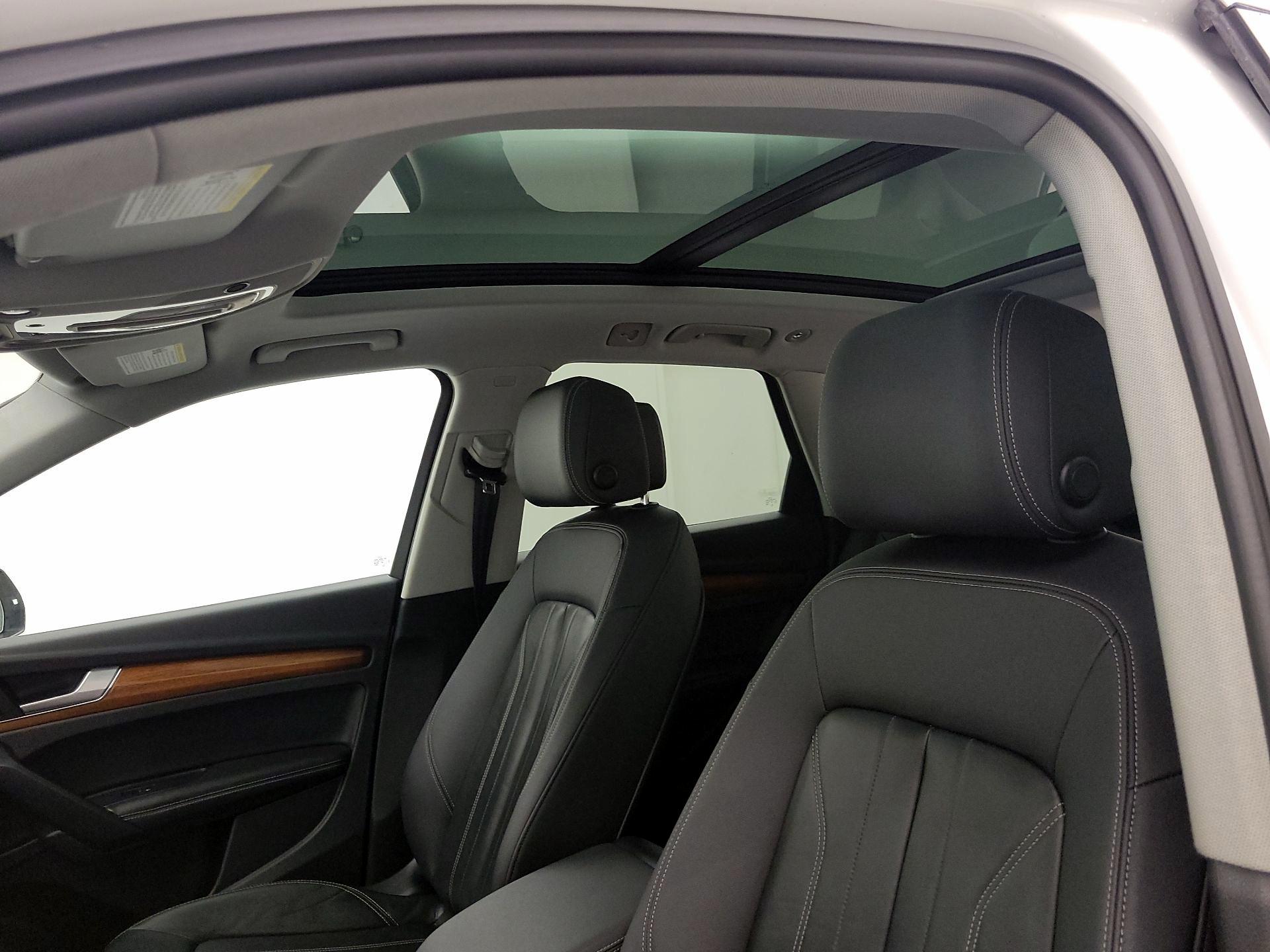 Thumbnail: 2022 Audi Q5 - 19