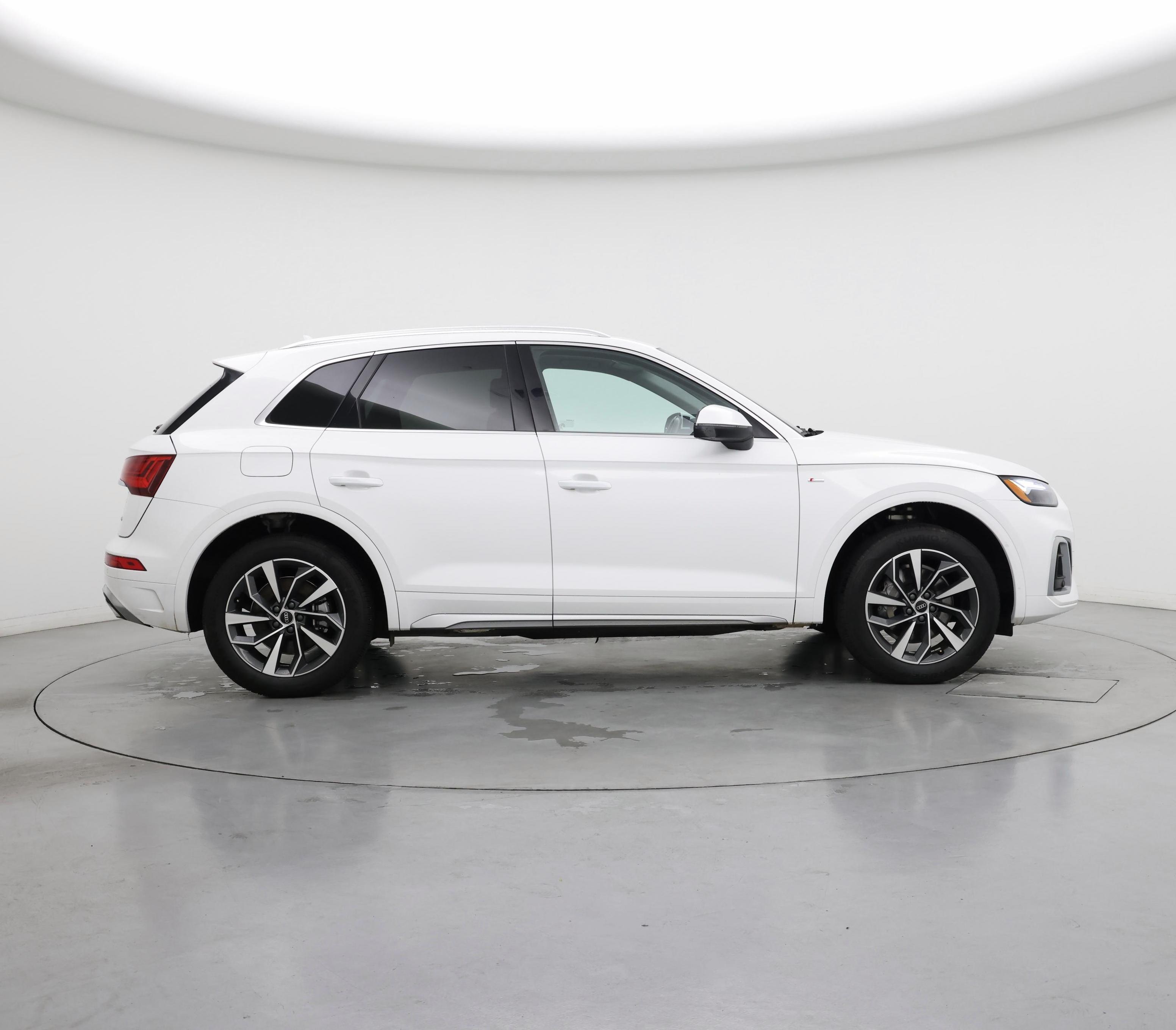 Thumbnail: 2022 Audi Q5 - 7